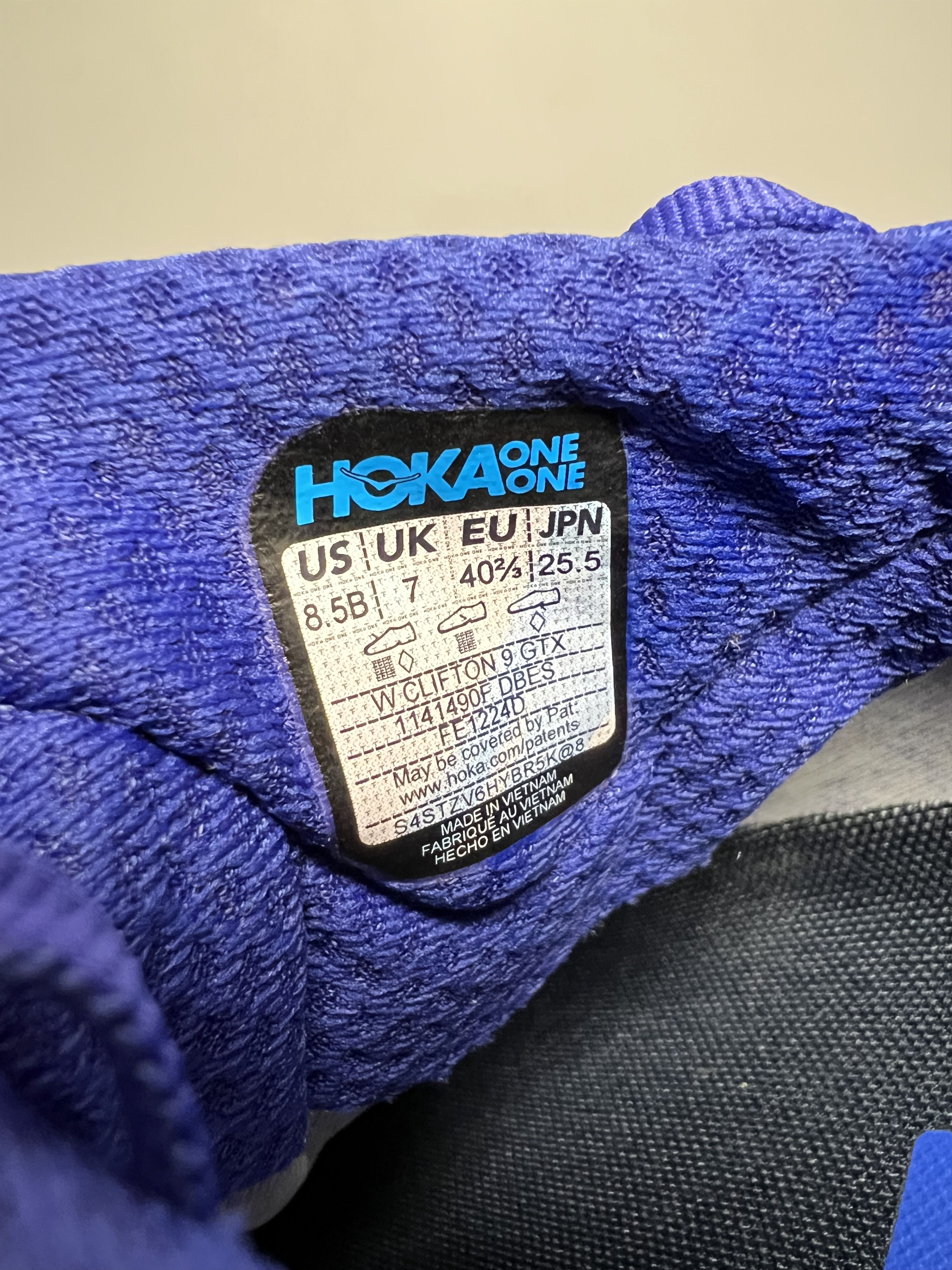 Hoka 8.5B Hoka One One Clifton 9 GTX Gore-Tex Running Shoes Size US 8.5 / IT 38.5 - 10 Thumbnail