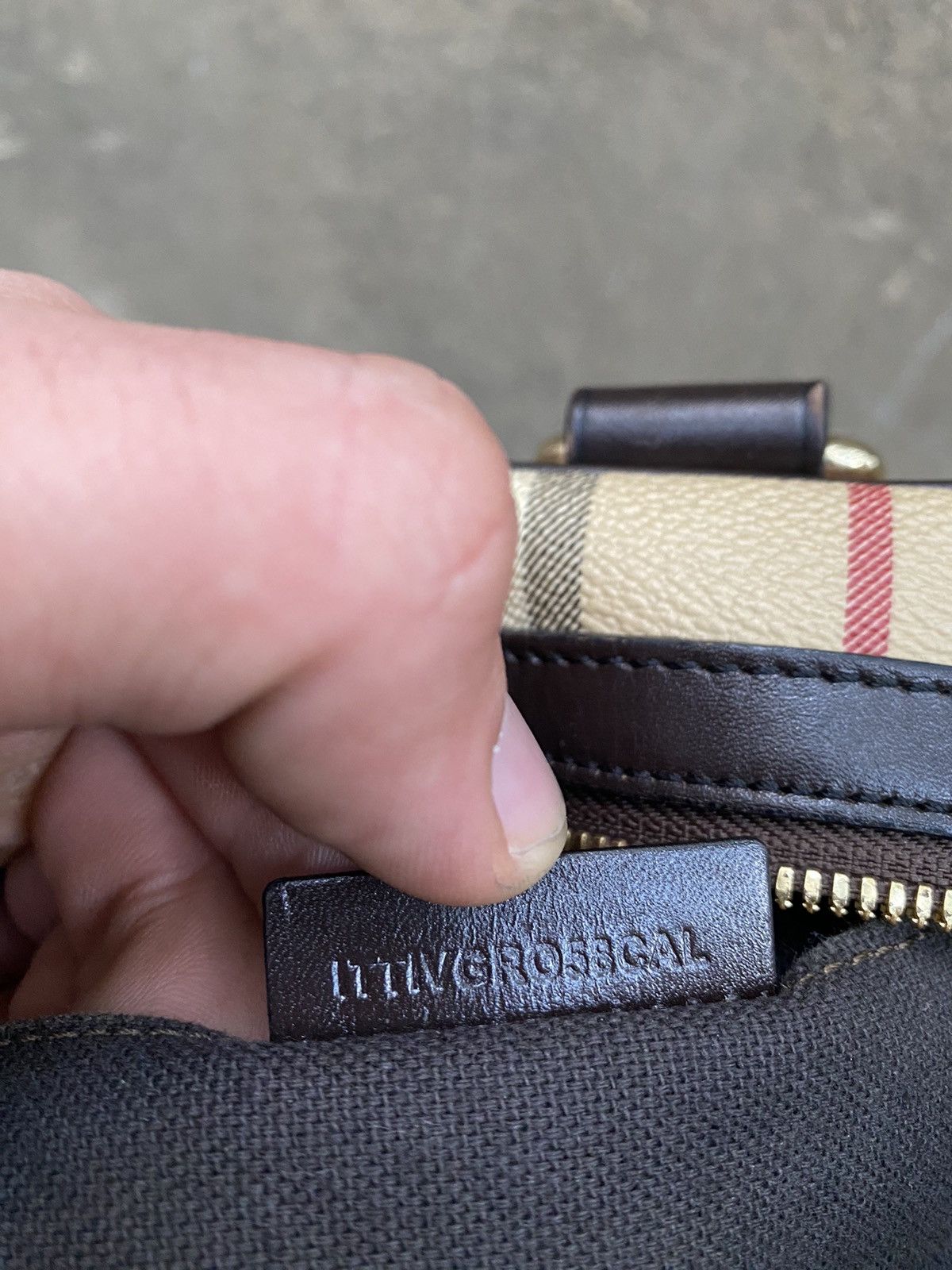 Burberry Burberry Nova Check Monogramm Handbag Size ONE SIZE - 15 Thumbnail