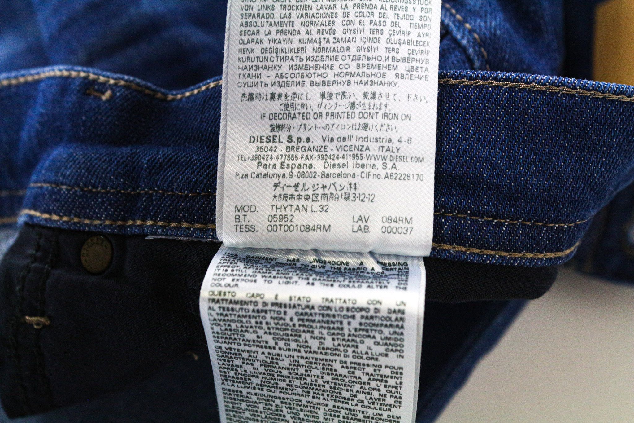 Diesel THYTAN 084RM W32/L32 Blue Stretch Jeans 75263 Size US 32 / EU 48 - 9 Thumbnail