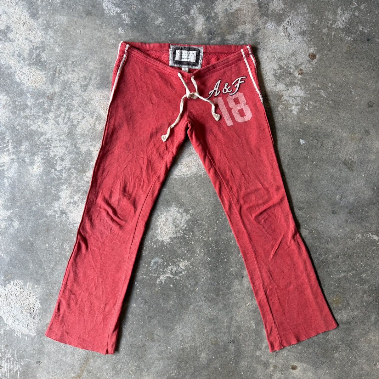 Abercrombie & Fitch Y2k Abercrombie & Fitch sweat pants🍒 Size 30" / US 8 / IT 44 - 2 Thumbnail