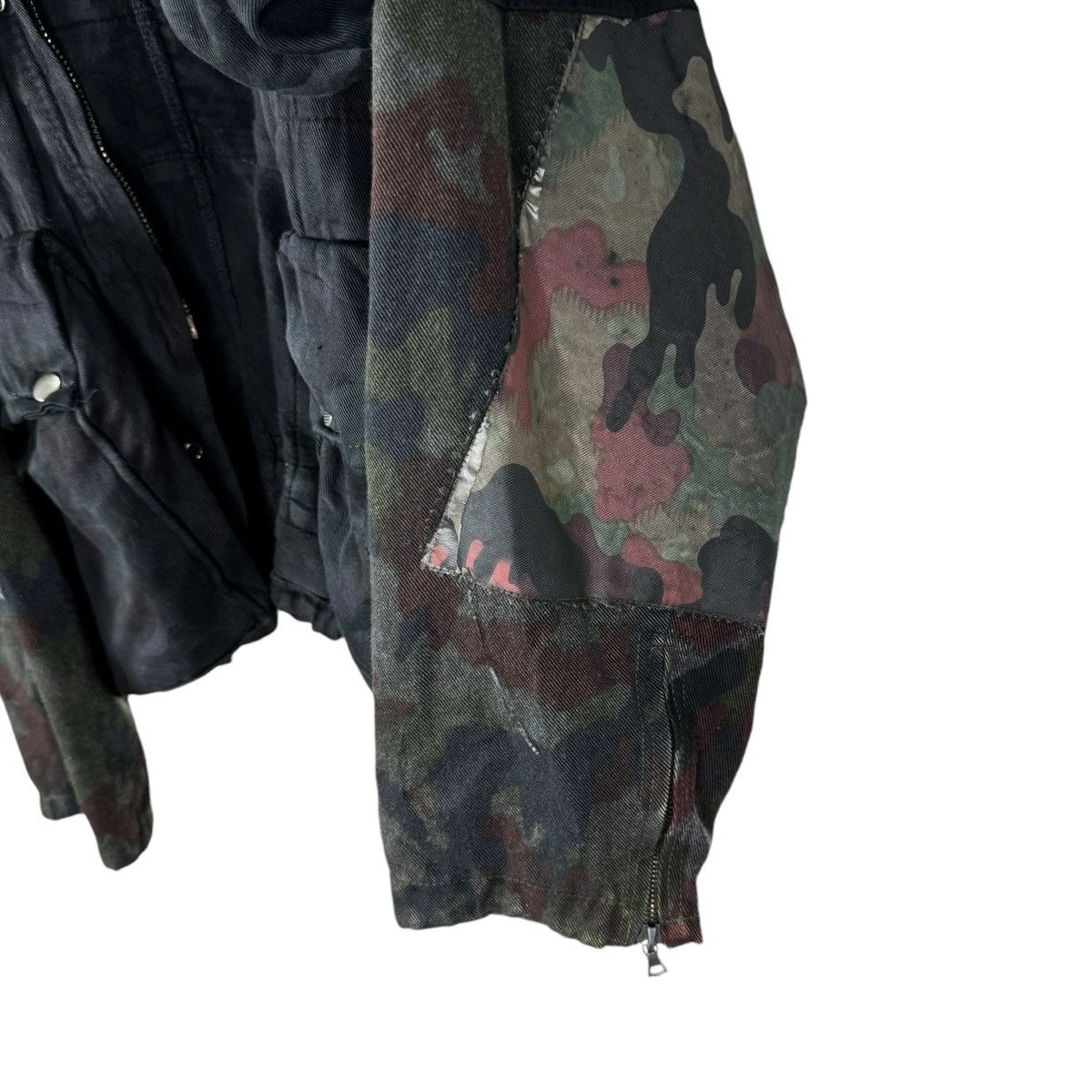Japanese Brand 🔥VINTAGE SWISS M70 HOODIE BONDAGE CAMO JACKET Size US M / EU 48-50 / 2 - 7 Thumbnail