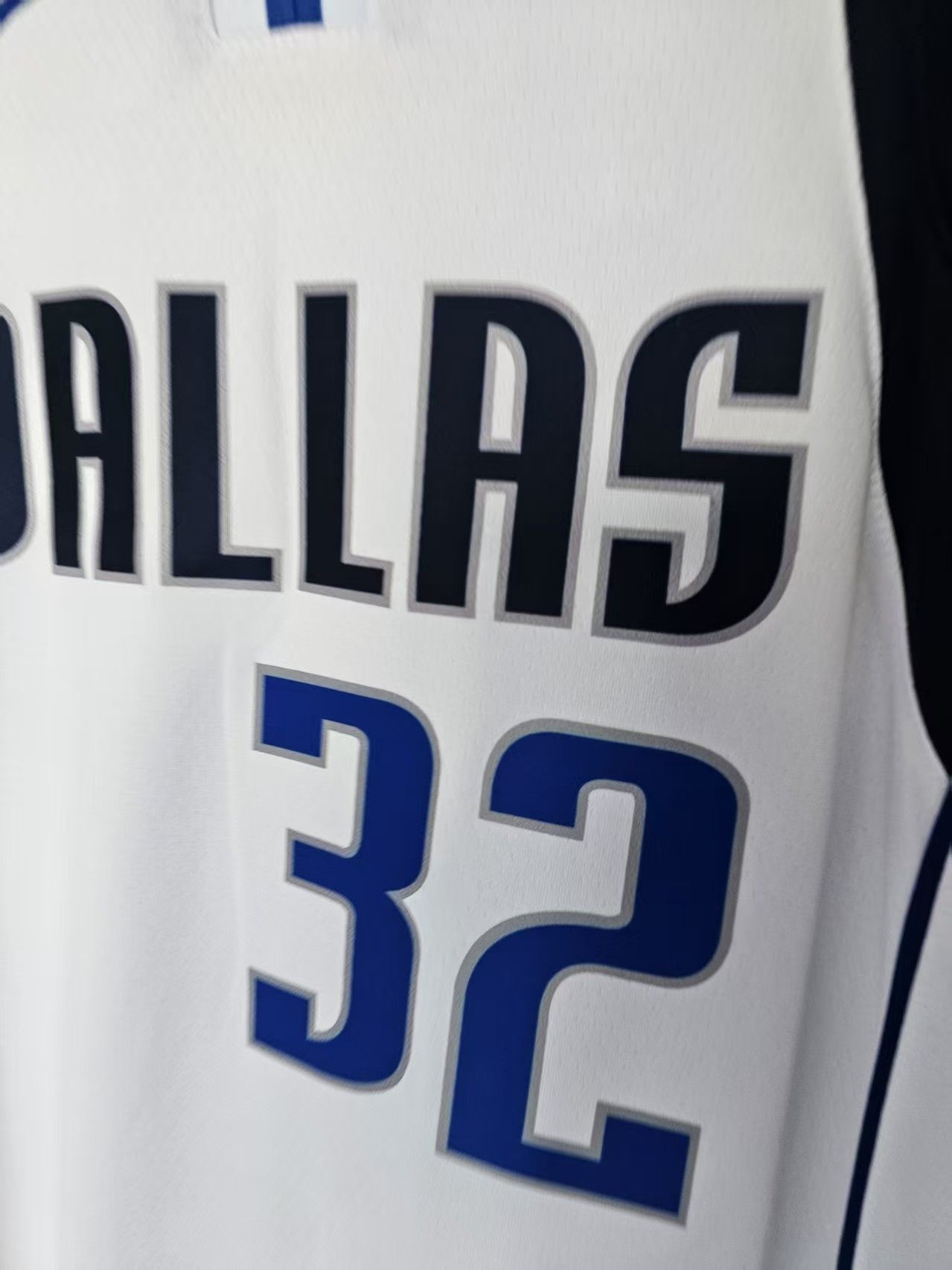 NBA Cooper Flagg Jersey Dallas Mavericks White Size US M / EU 48-50 / 2 - 4 Thumbnail