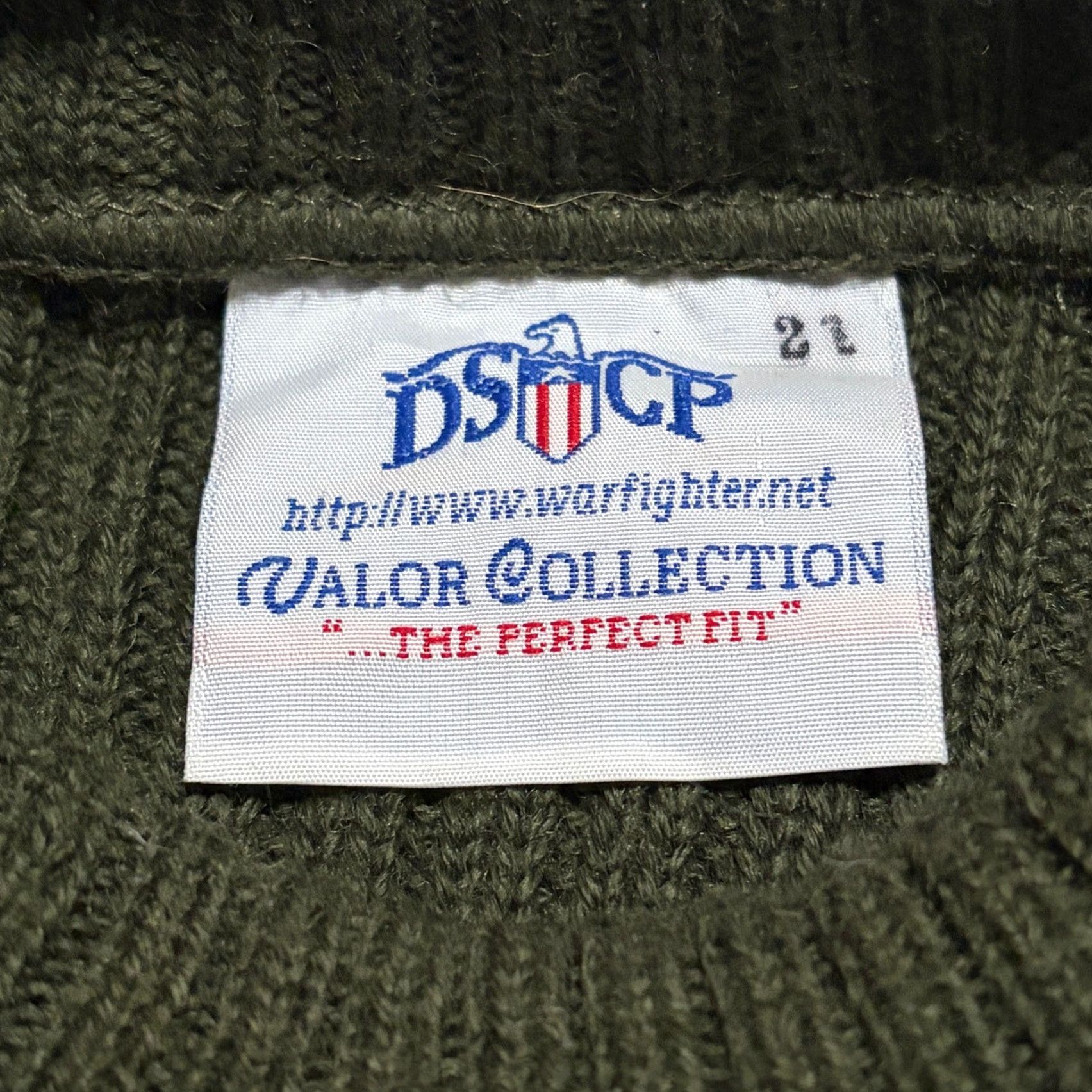 Commando VINTAGE DSPC Sweater Mens 38 Small Green 100% Wool Service Valor US Military Commando Size US S / EU 44-46 / 1 - 3 Thumbnail