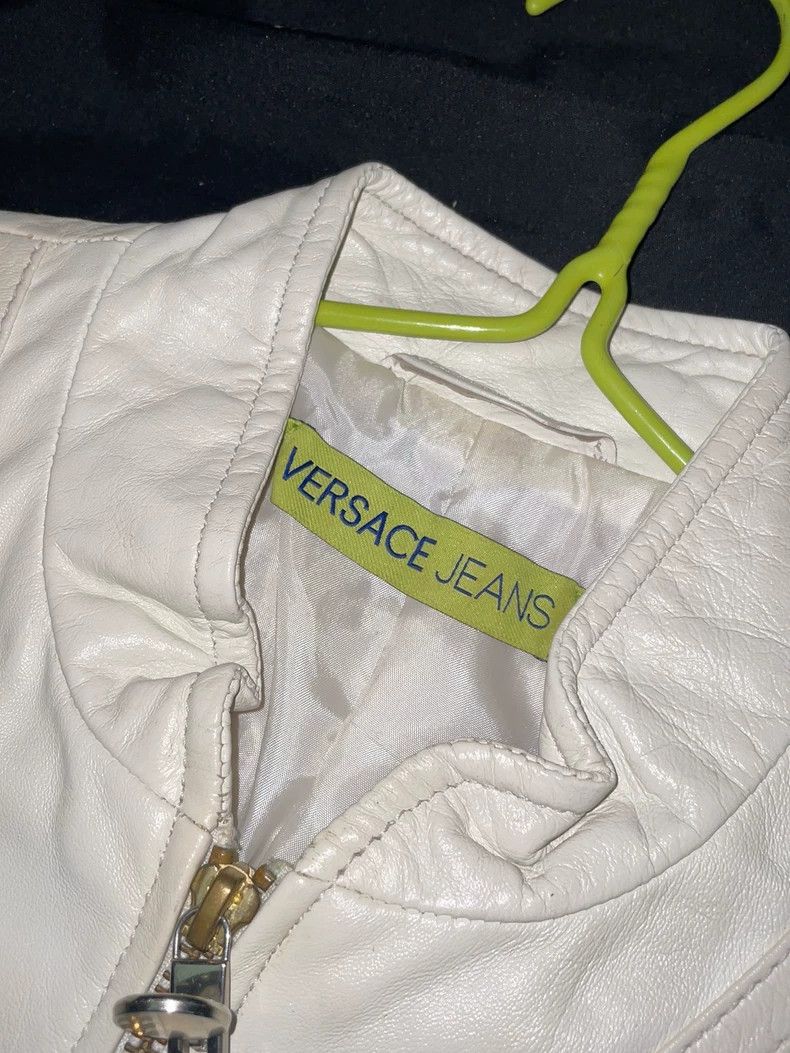 Versace Versace White women's leather jacket Size M / US 6-8 / IT 42-44 - 2 Thumbnail