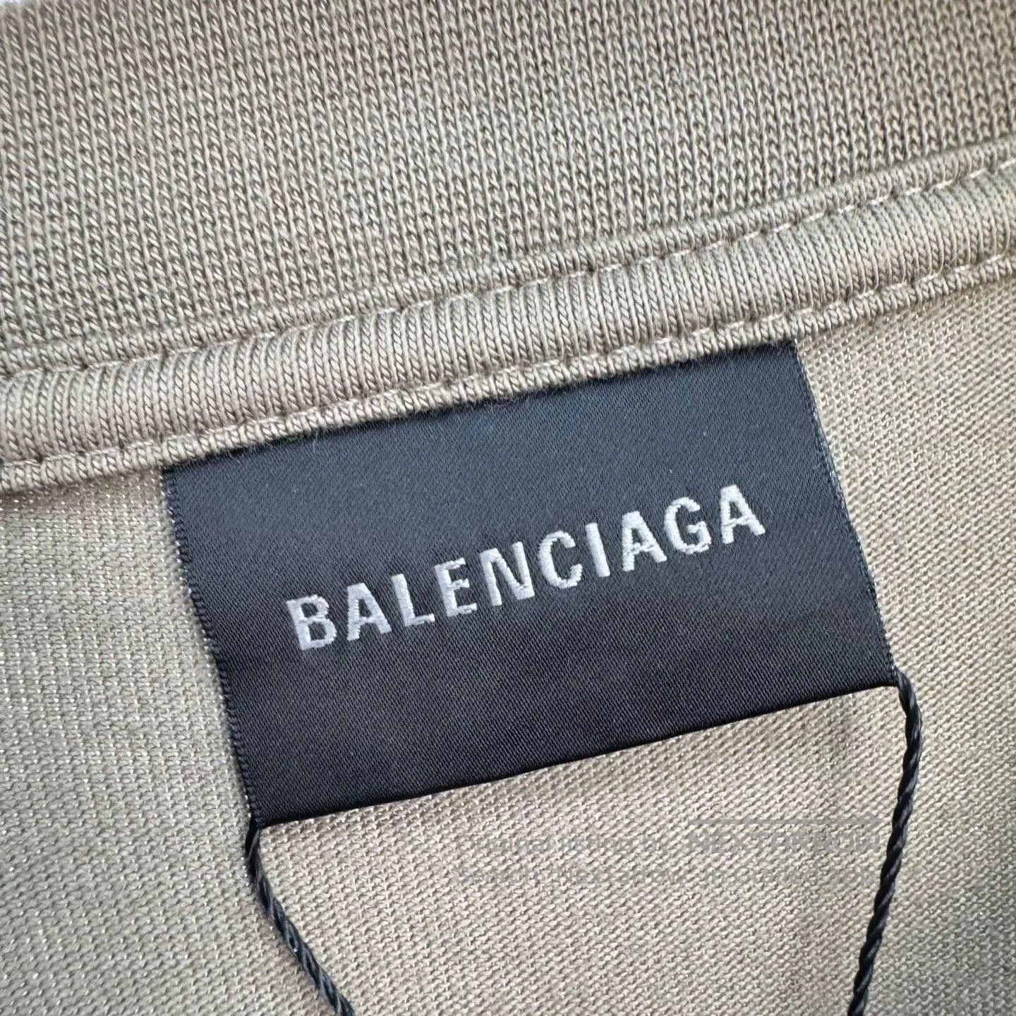 Balenciaga Balenciaga Food Print Layered Long Sleeve. Size US S / EU 44-46 / 1 - 7 Thumbnail
