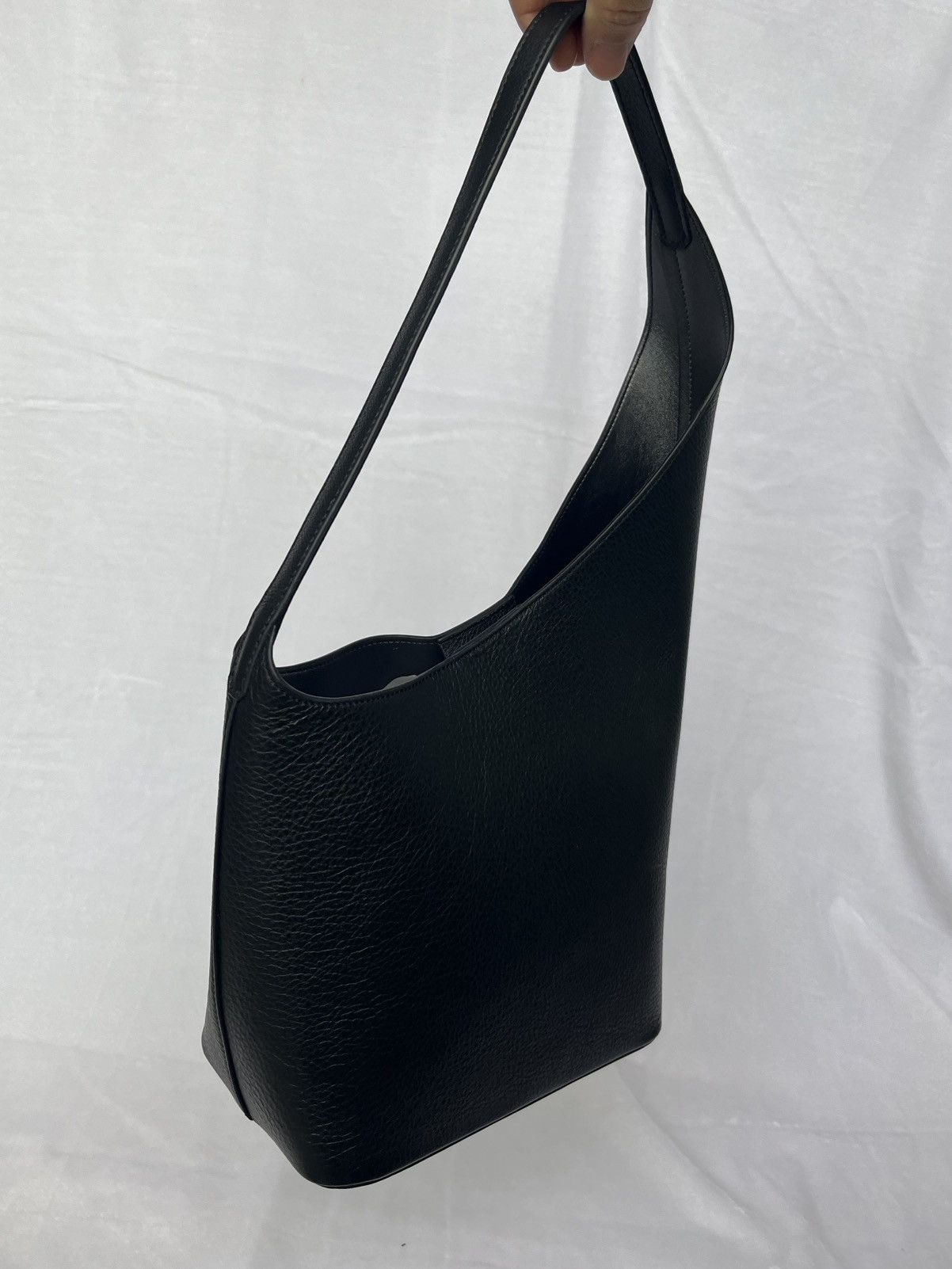 AESTHER EKME Demi Lune Bag – Black Grained Leather Size ONE SIZE - 6 Thumbnail