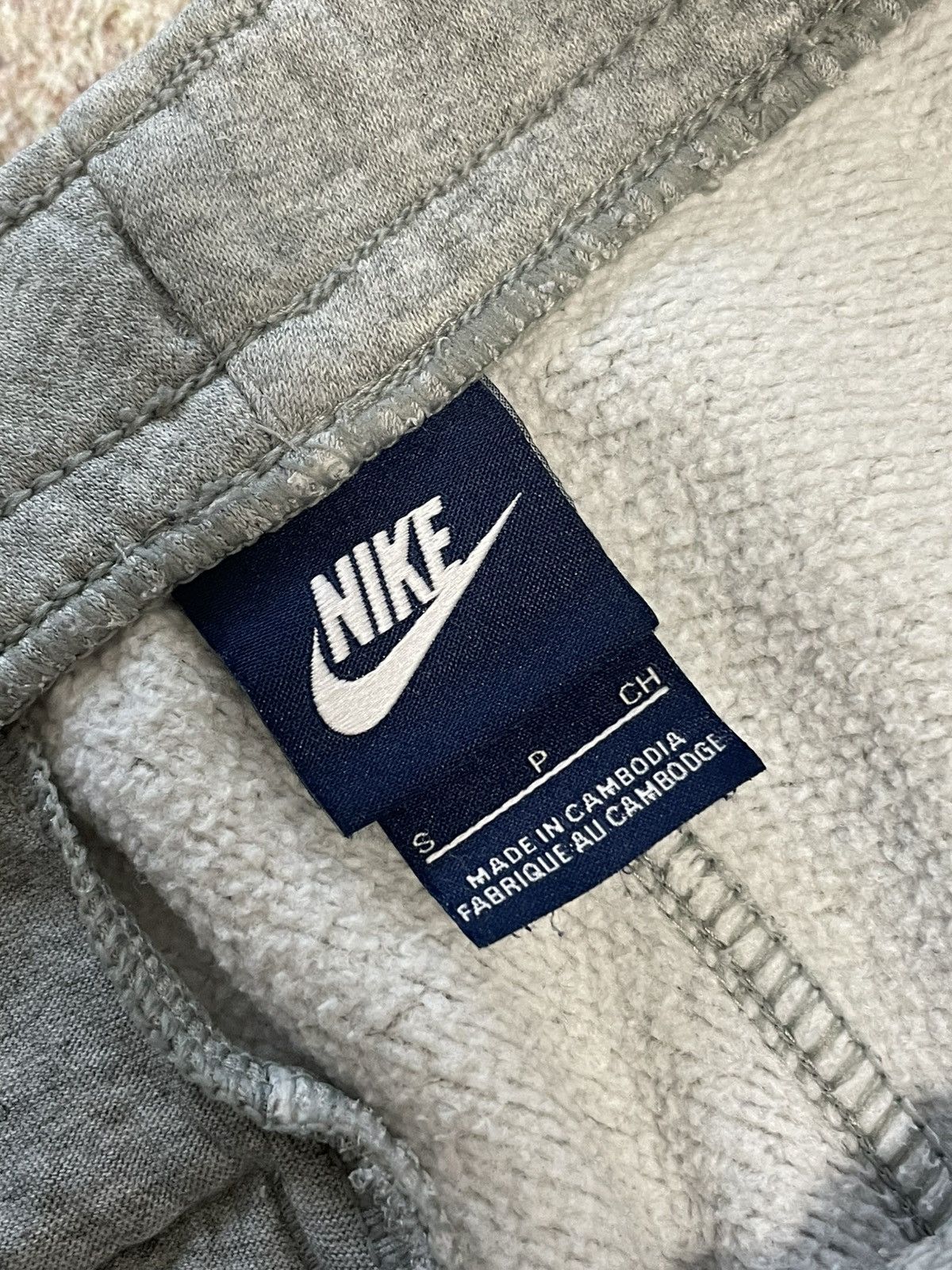 Nike Vintage Nike Big Logo Sweatpants Track Pants Size US 30 / EU 46 - 7 Thumbnail