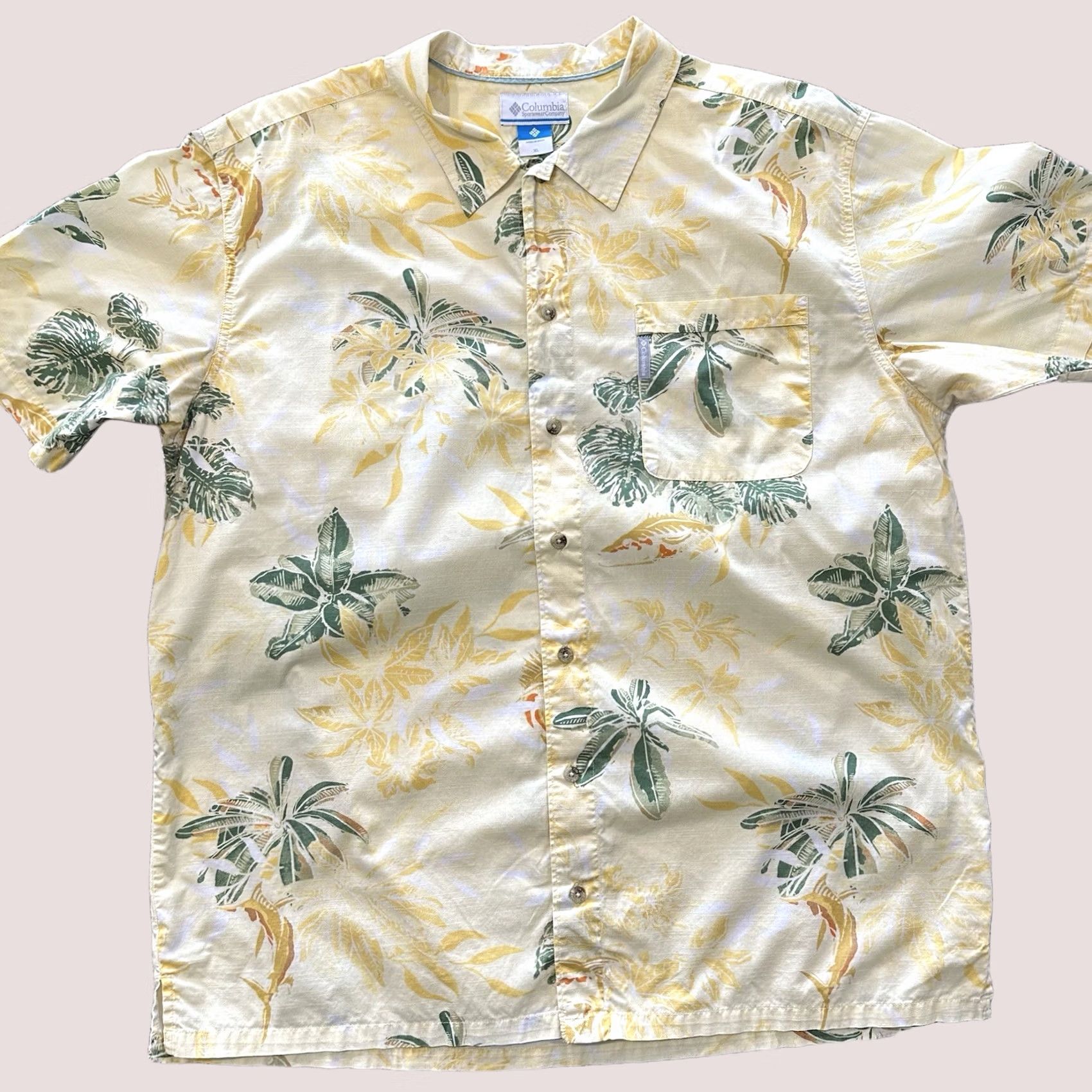 Vintage Columbia Hawaiian Shirt Mens XL Short Sleeve Button-Up Floral Yellow Outdoor Casual Size US XL / EU 56 / 4 - 1 Thumbnail