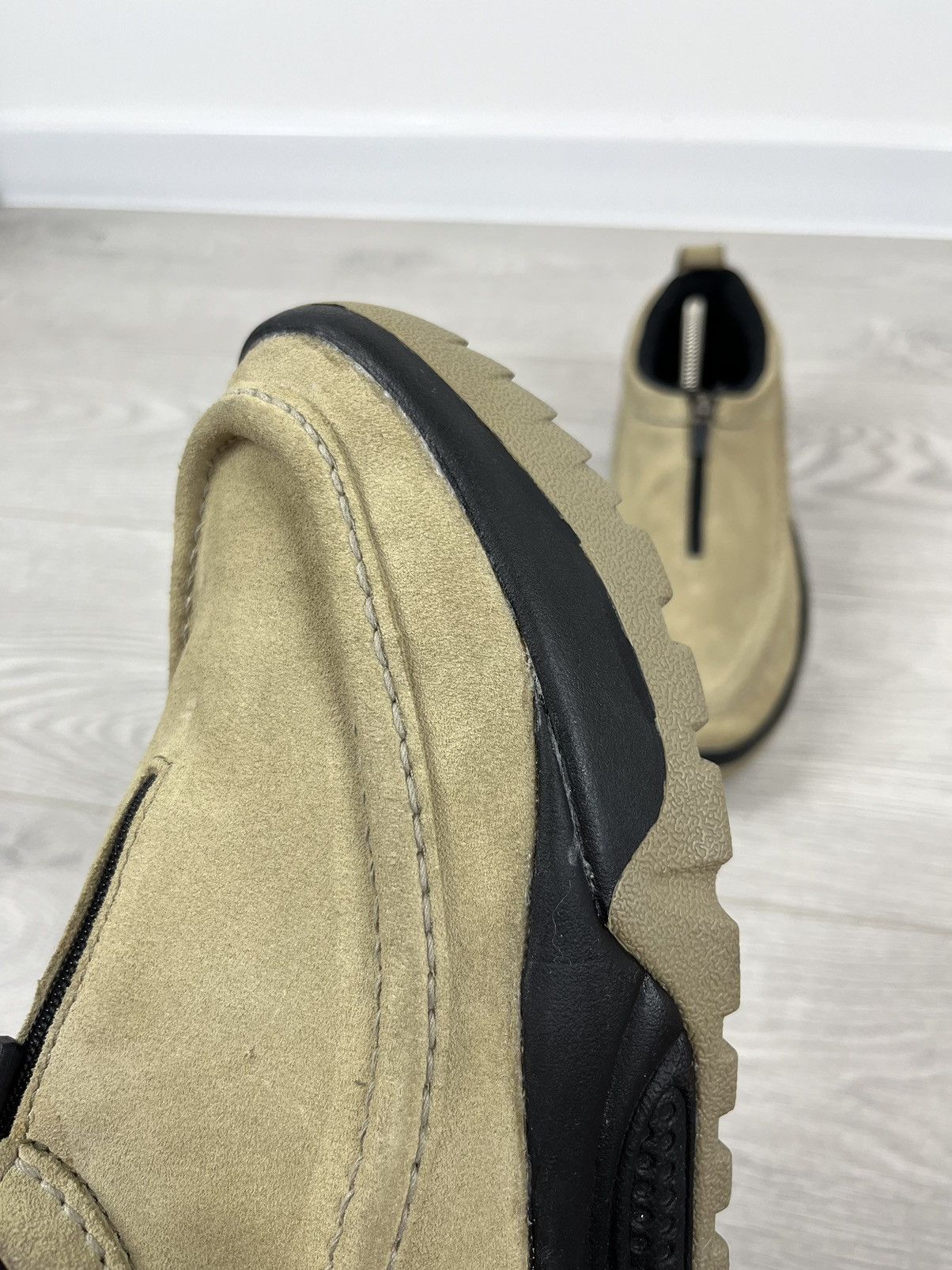 Vintage Rare Nike ACG IZY Vintage 00s Suede Beige Platform Zip Shoes Size US 8 / EU 41 - 8 Thumbnail