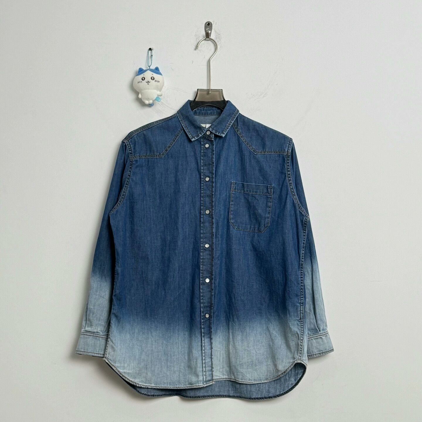 Weekend Max Mara Gradient Denim Shirt by Maxmara Weekend Size XS / US 0-2 / IT 36-38 - 1 Thumbnail