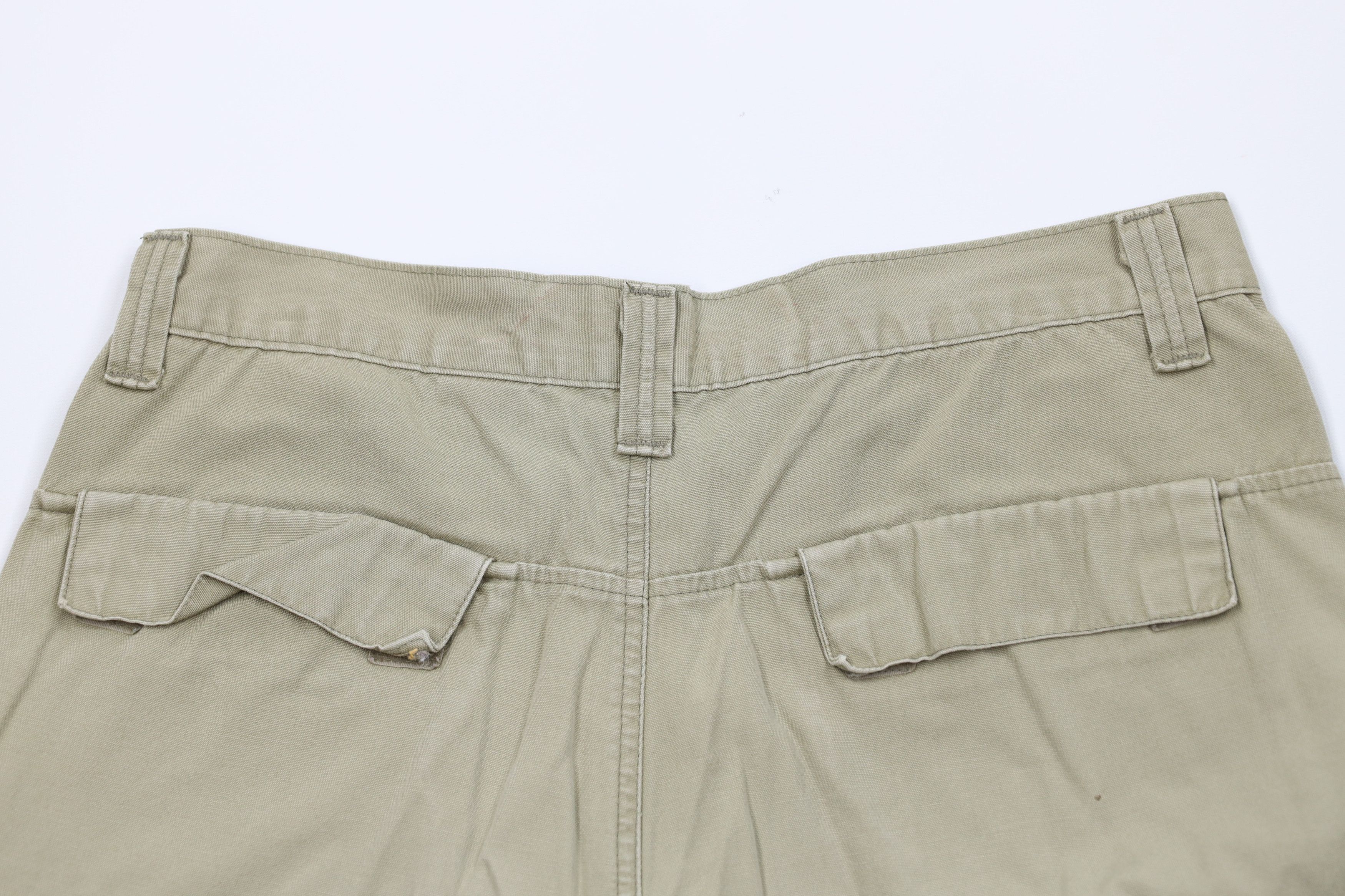 Levi's Vintage Y2K 2001 Levis L2 Big Pocket Shorts Beige Cotton Size US 32 / EU 48 - 13 Thumbnail