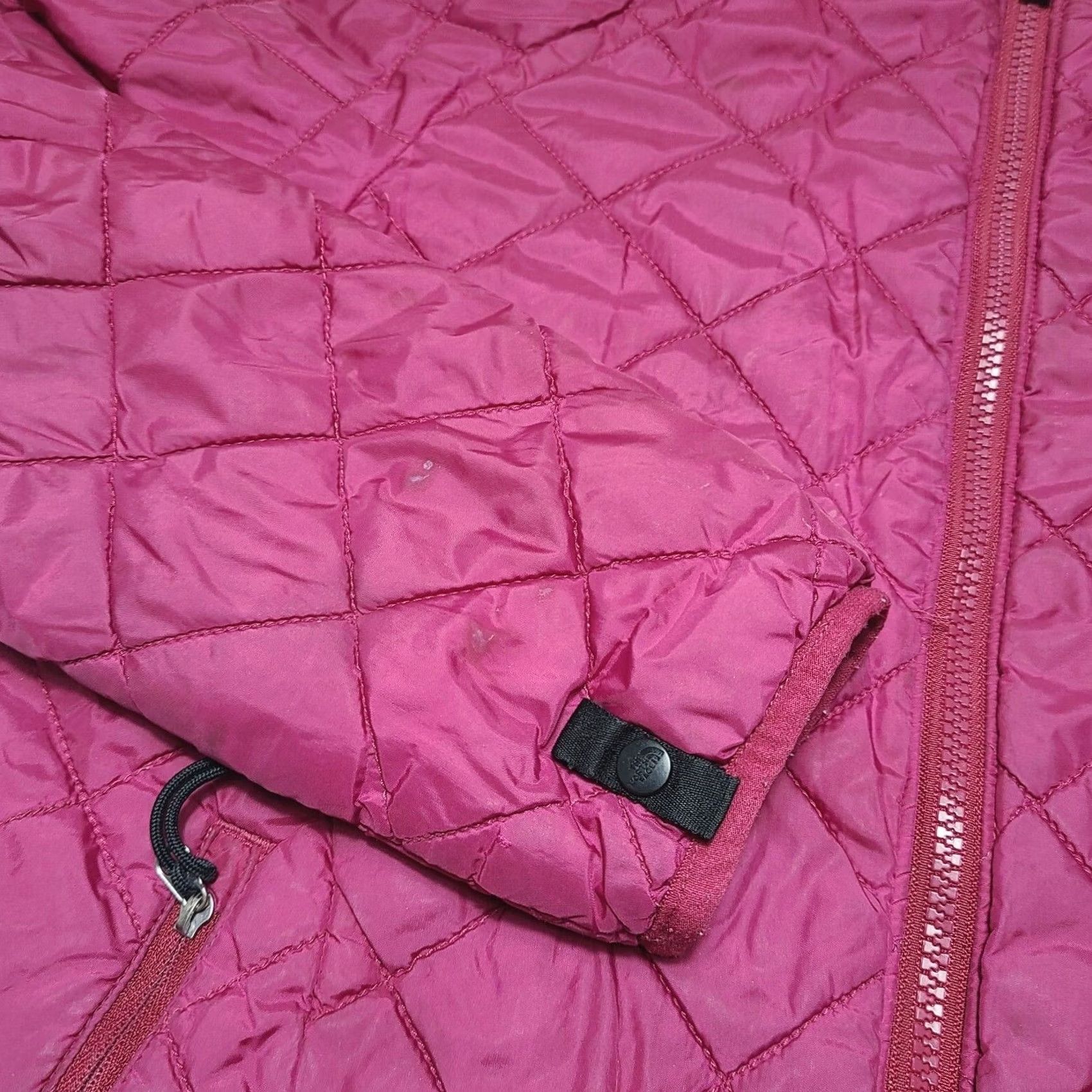 The North Face The North Face Women's Magenta Lightweight Quilted Jacket Size S (Read) Size S / US 4 / IT 40 - 5 Thumbnail