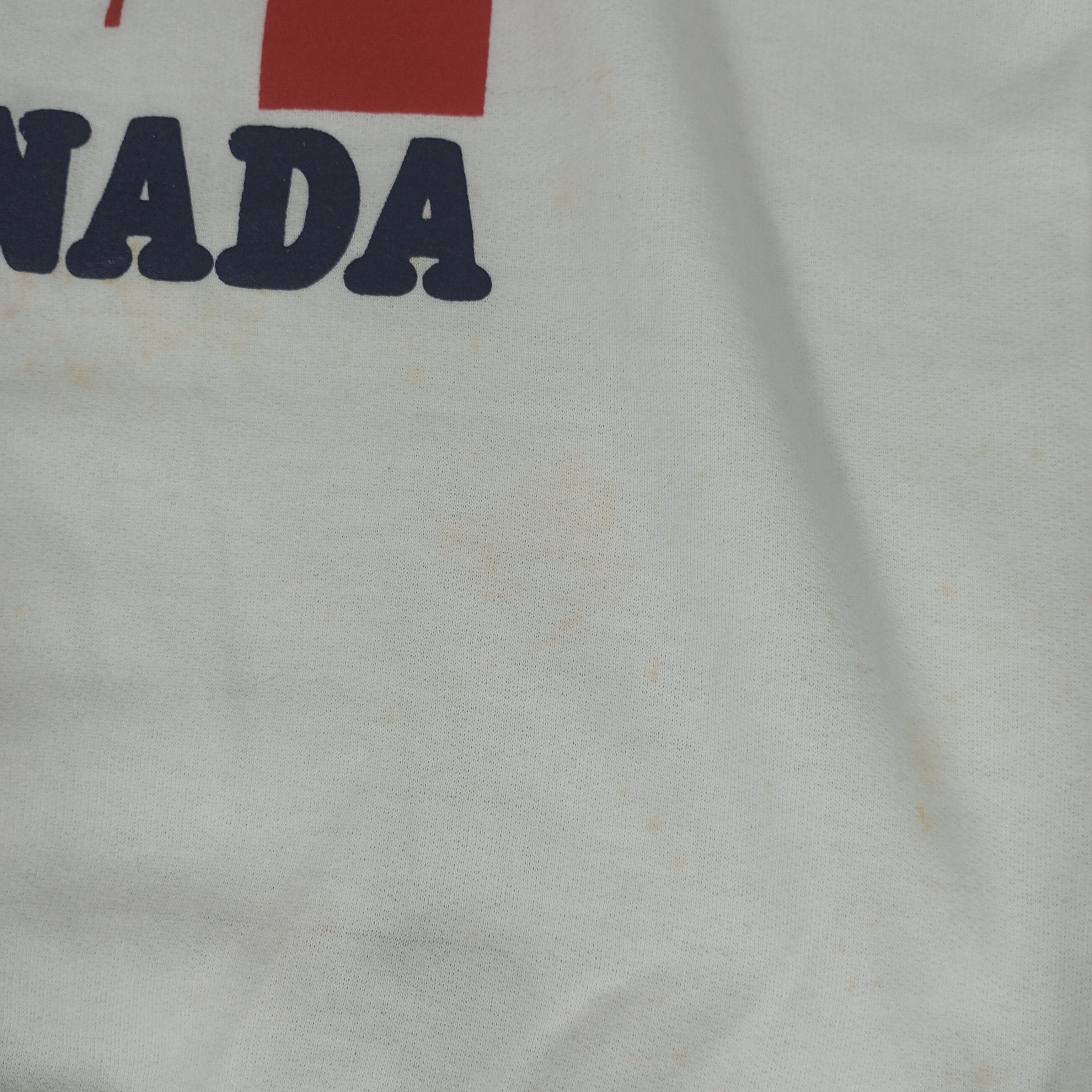Vintage Montreal Canada Center Flag Design Vintage Sweatshirt Size US S / EU 44-46 / 1 - 9 Thumbnail