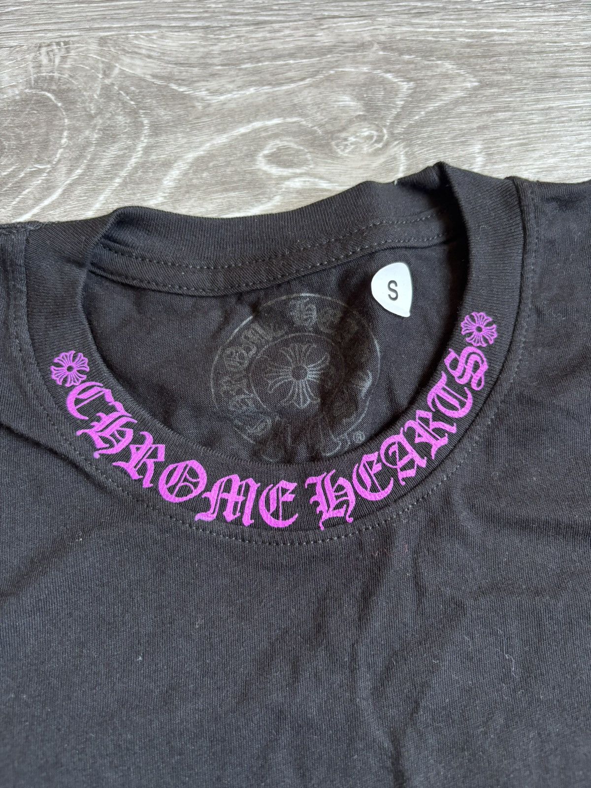 Chrome Hearts Chrome Hearts Black/Purple Neck Logo Tee Size US S / EU 44-46 / 1 - 3 Thumbnail