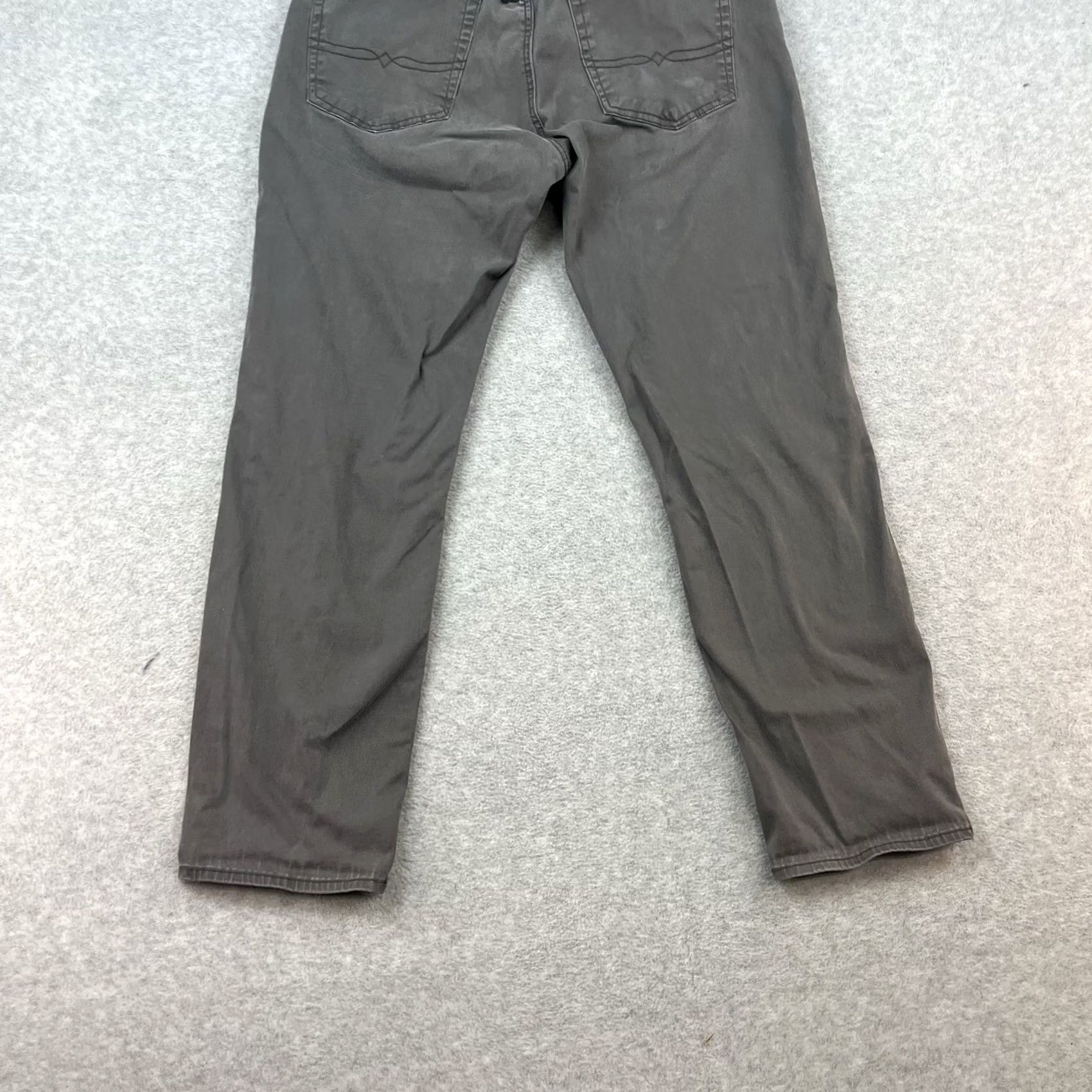 Lucky Brand Lucky Brand Pants Mens Slim Fit 34x30 Gray Cotton Blend Casual Workwear Size US 34 / EU 50 - 2 Thumbnail