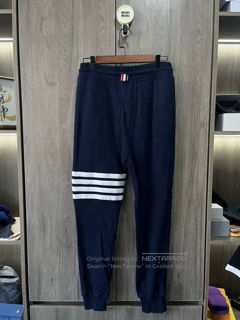 Thom Browne Thom Browne size 3 Narrow knitted trousers in navy blue Size US 41 - 9 Thumbnail
