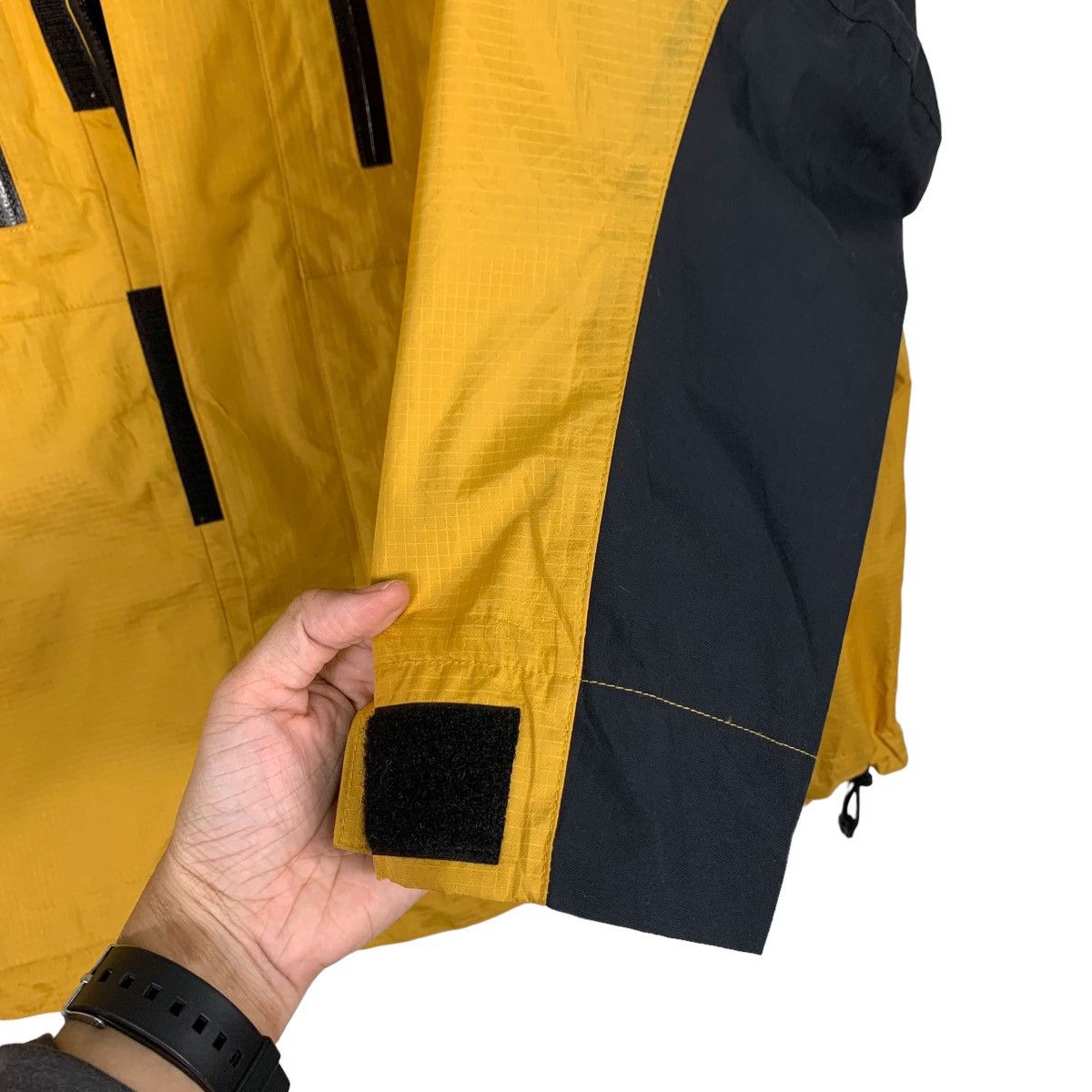 Wild Things Climber Equipment Waterproof Jacket #0404-C18