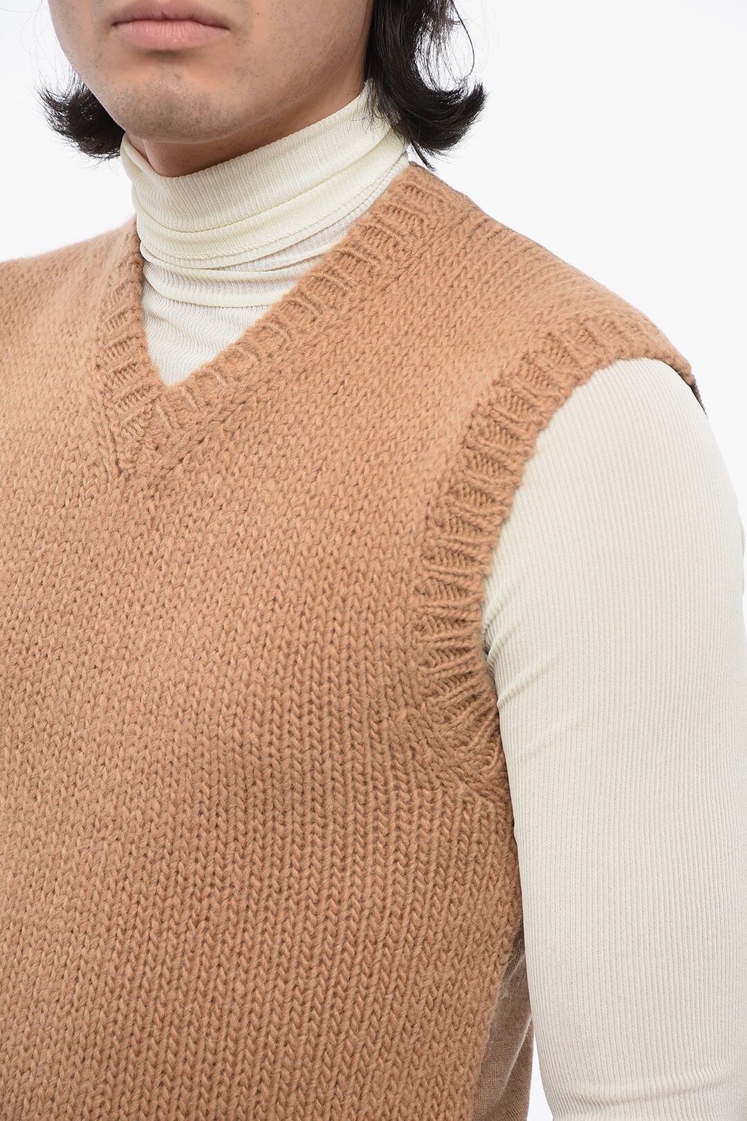 Dolce & Gabbana og1mm0825 Re-Edition Sleeveless Wool Blend Sweater in Beige Size US S / EU 44-46 / 1 - 3 Thumbnail