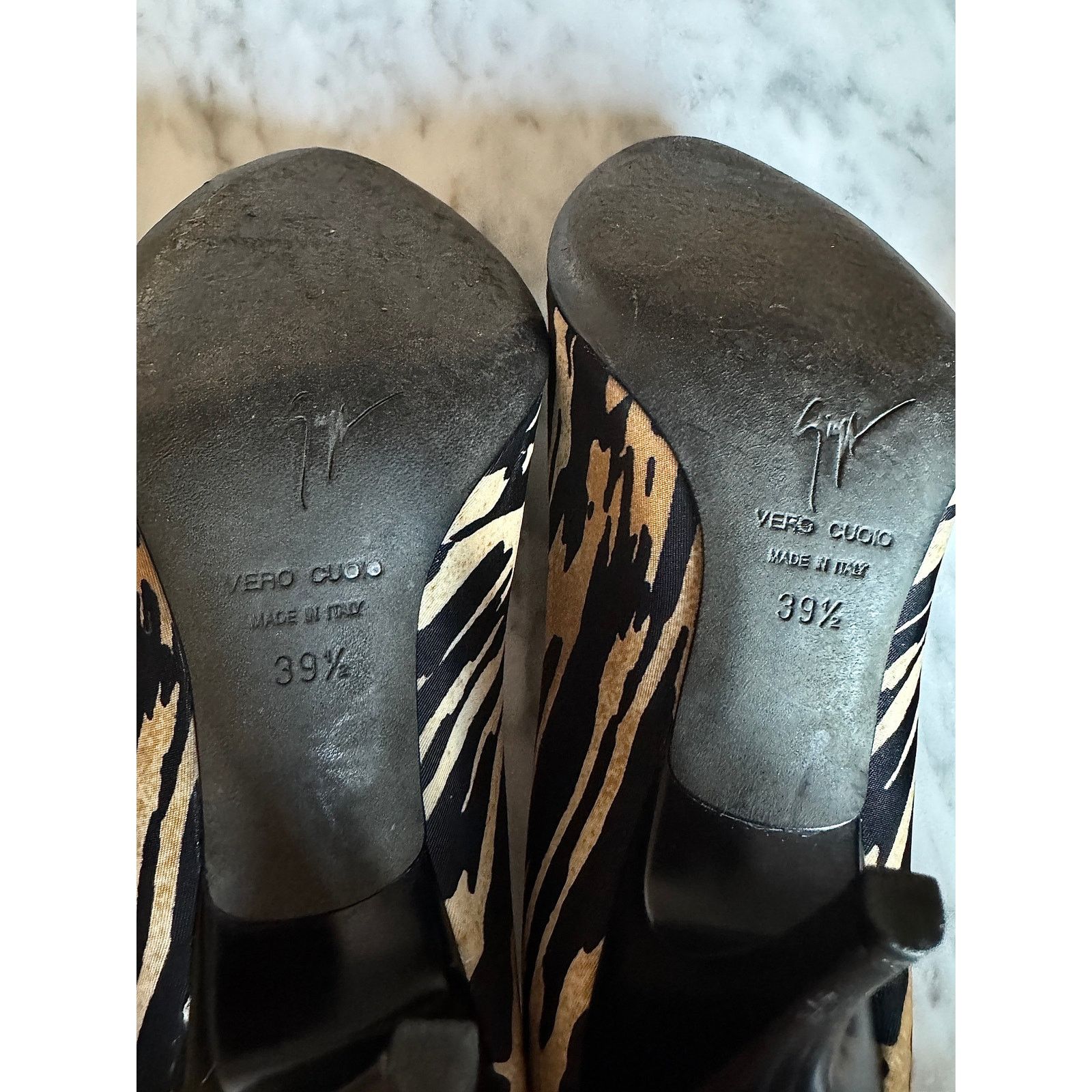 Giuseppe Zanotti Giuseppe Zanotti Zebra Print Pumps Size US 10 / IT 40 - 4 Thumbnail
