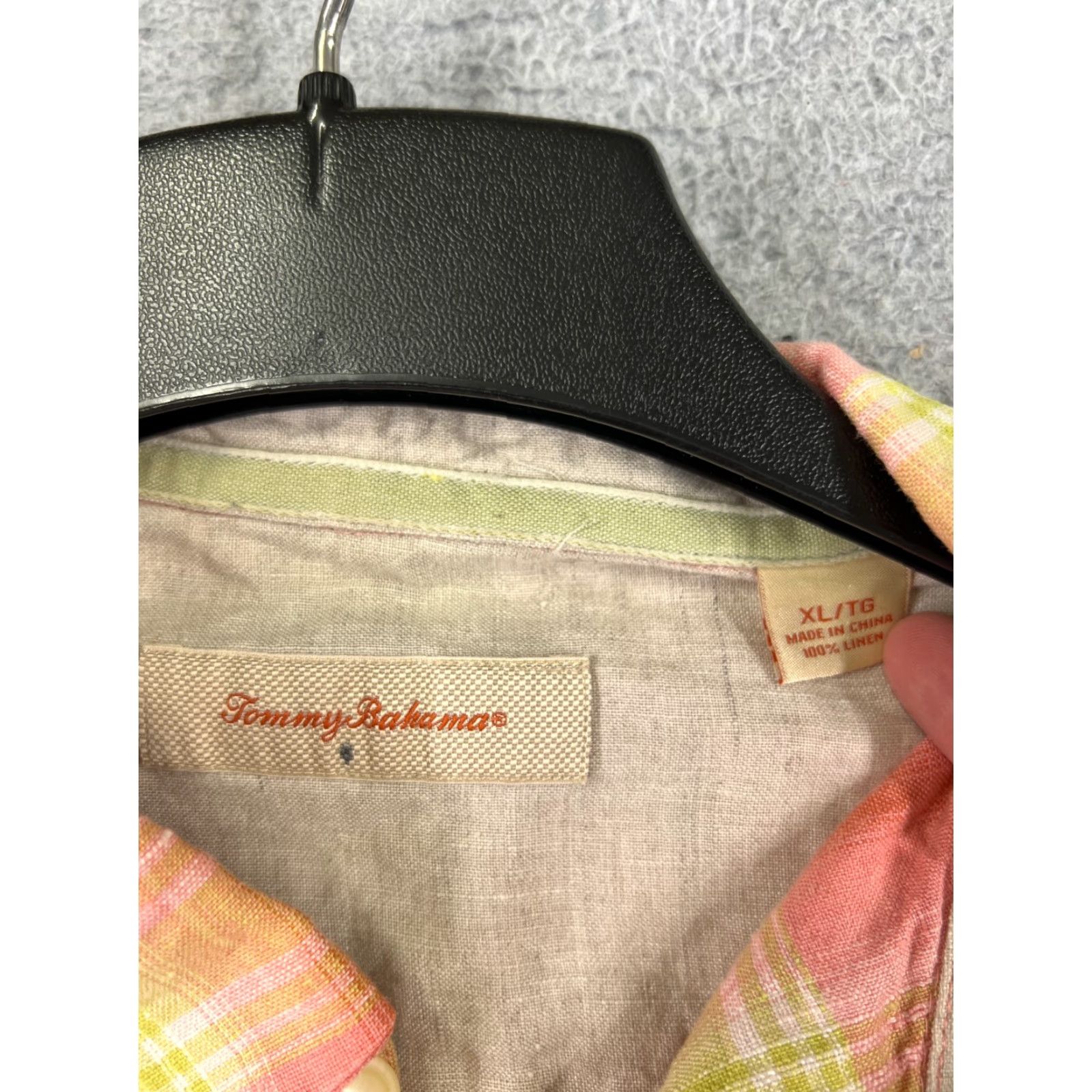 Tommy Bahama Tommy Bahama Shirt Men XL Pink Plaid Linen Button Short Sleeve Aloha Hawaiian Resort Beach Vintage: No (adjust to rules) Size US XL / EU 56 / 4 - 7 Thumbnail