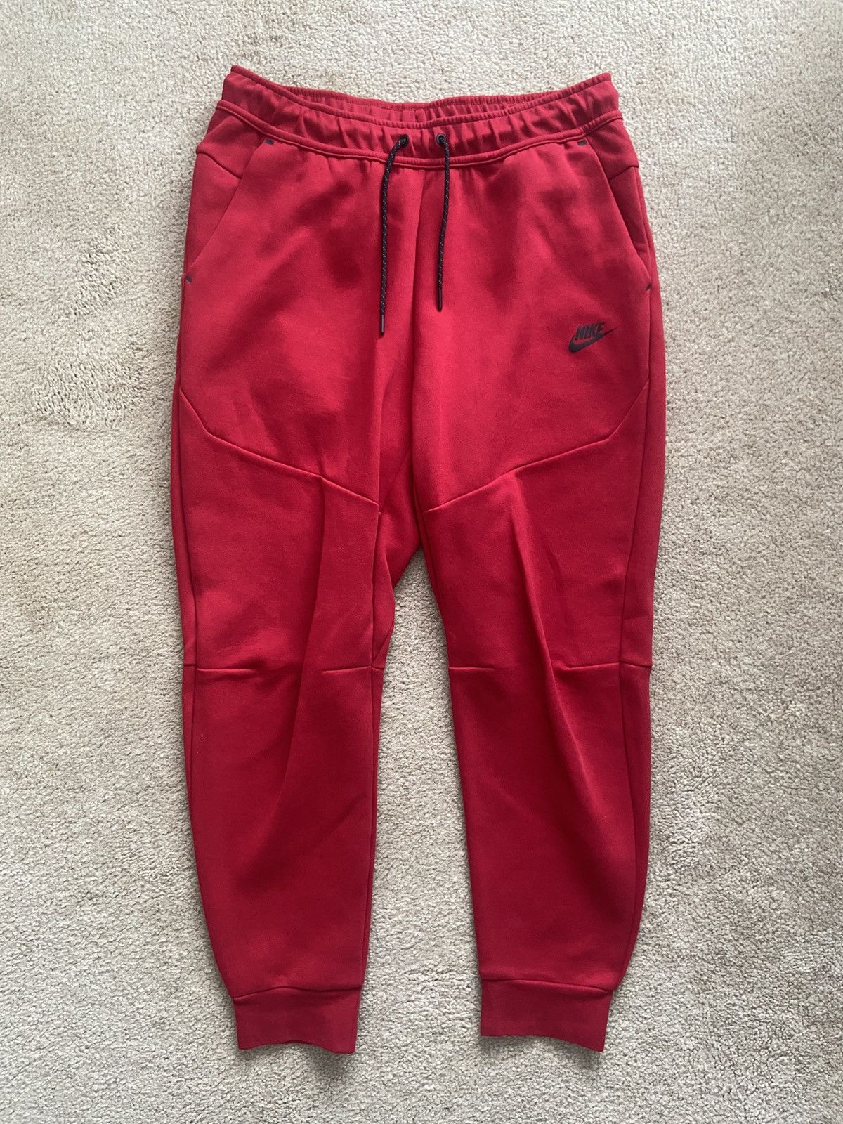 Nike Nike Sportswear Tech Fleece Joggers Size US 34 / EU 50 - 1 Thumbnail