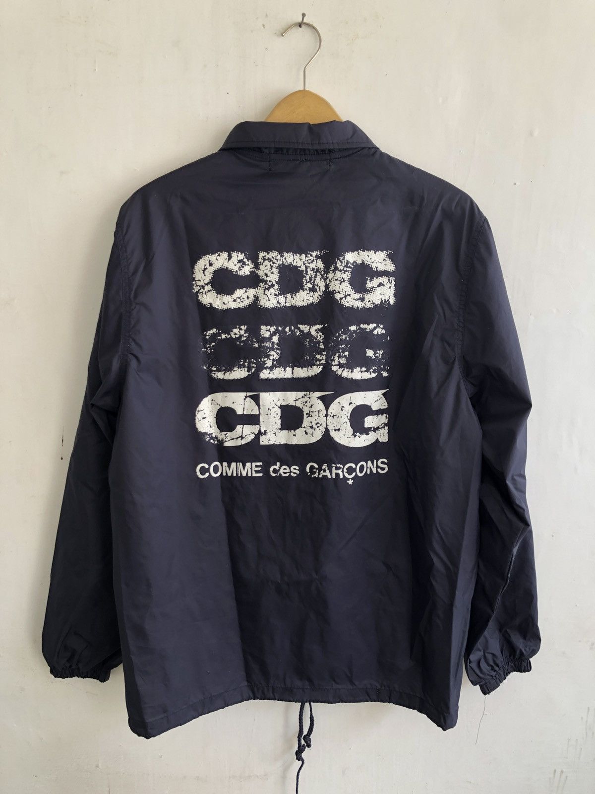 Cdg jacket coach best sale