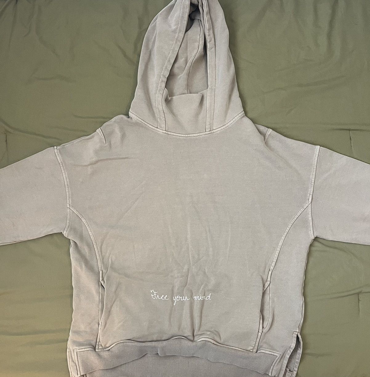 Other “free your mind” hoodie Size US L / EU 52-54 / 3 - 1 Thumbnail