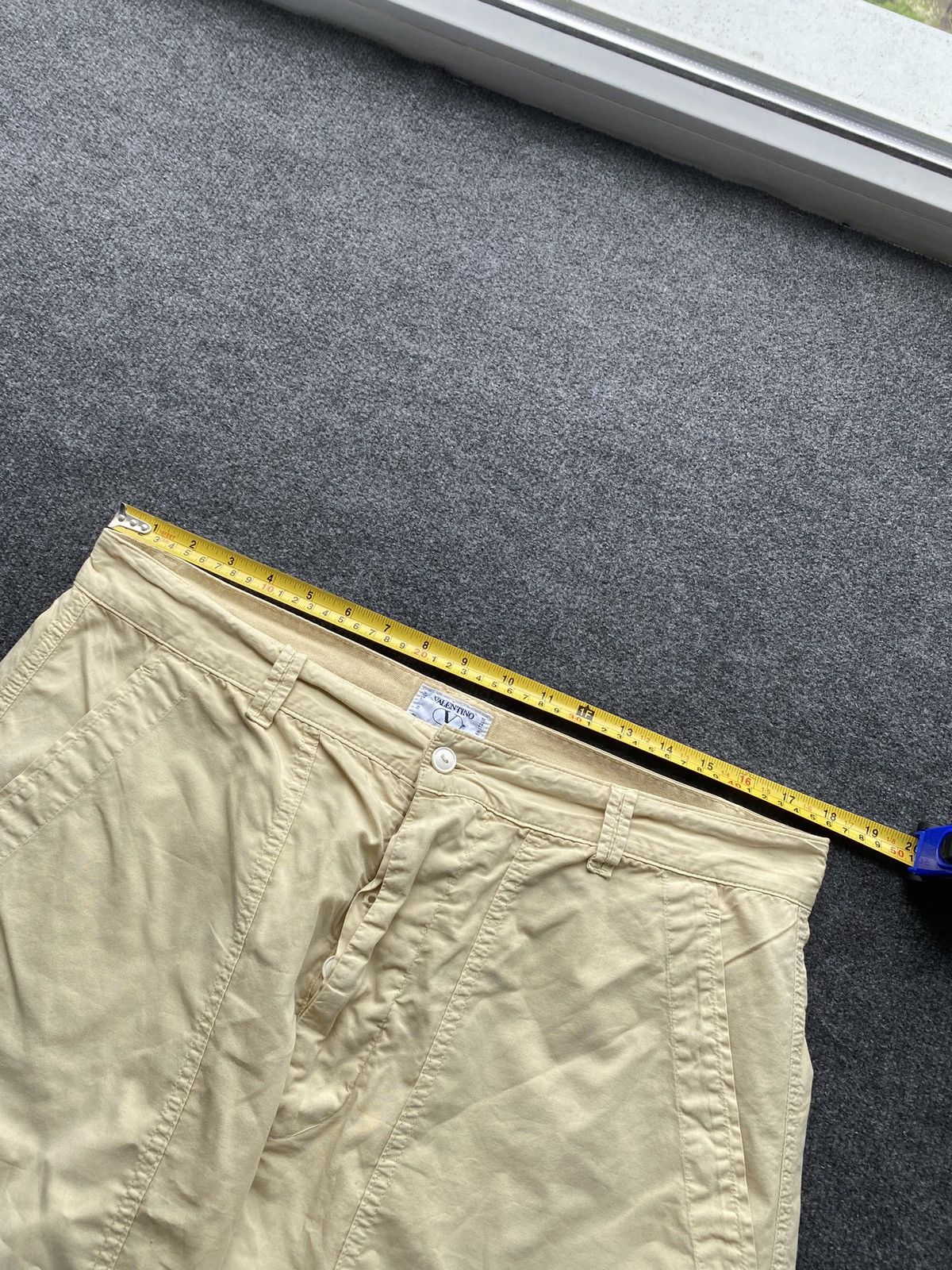 Valentino 🔥Valentino Italy Vintage Chino Shorts 36 size rare Size US 36 / EU 52 - 6 Thumbnail