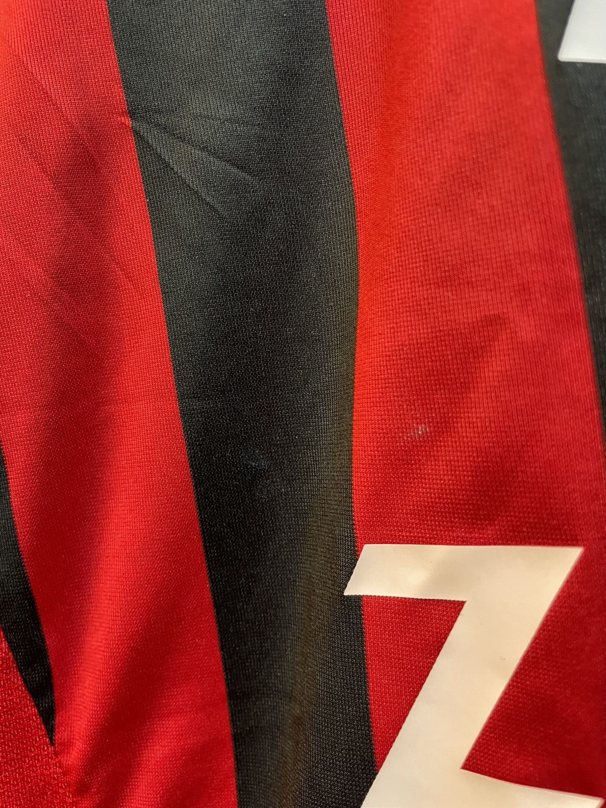 Adidas Vintage 2005-2006 AC Milan Hime Kit KAKA 22 Size US M / EU 48-50 / 2 - 9 Thumbnail