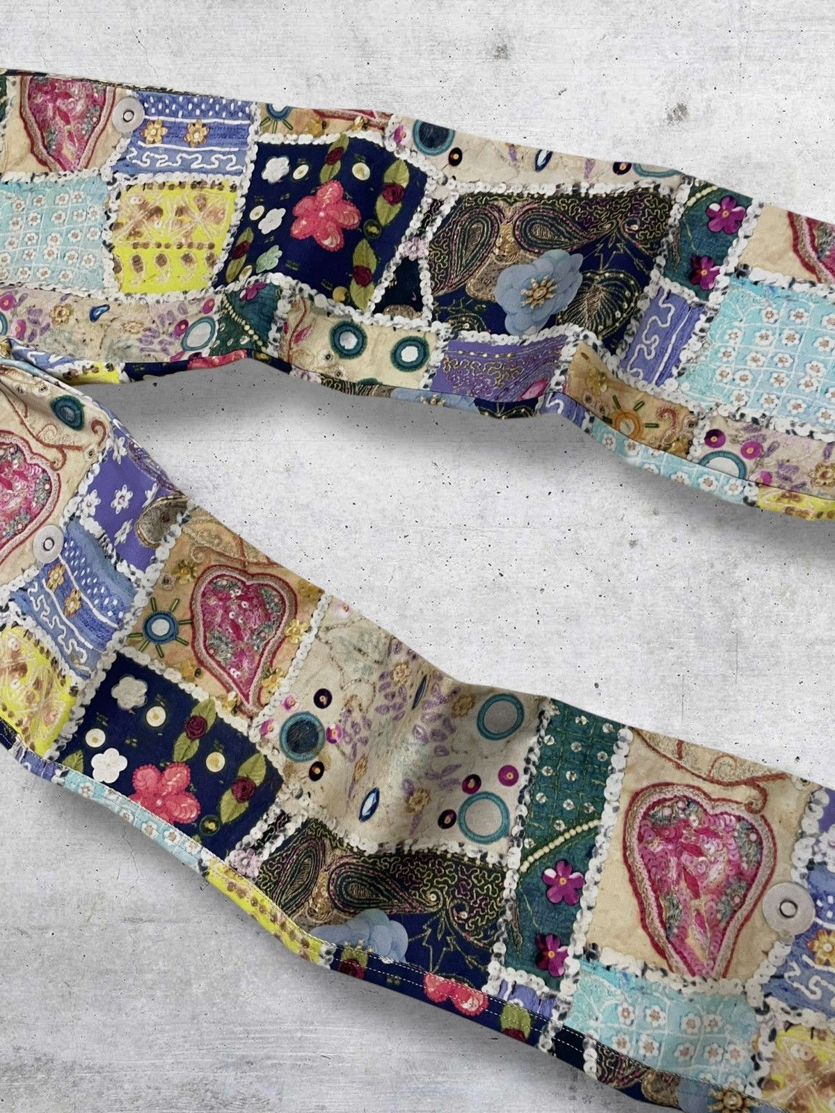 Japanese Brand BA-TSU 1990S JAPAN DESIGNER ARTWORK FLORAL FULLPRINT PANT Size US 28 / EU 44 - 5 Thumbnail