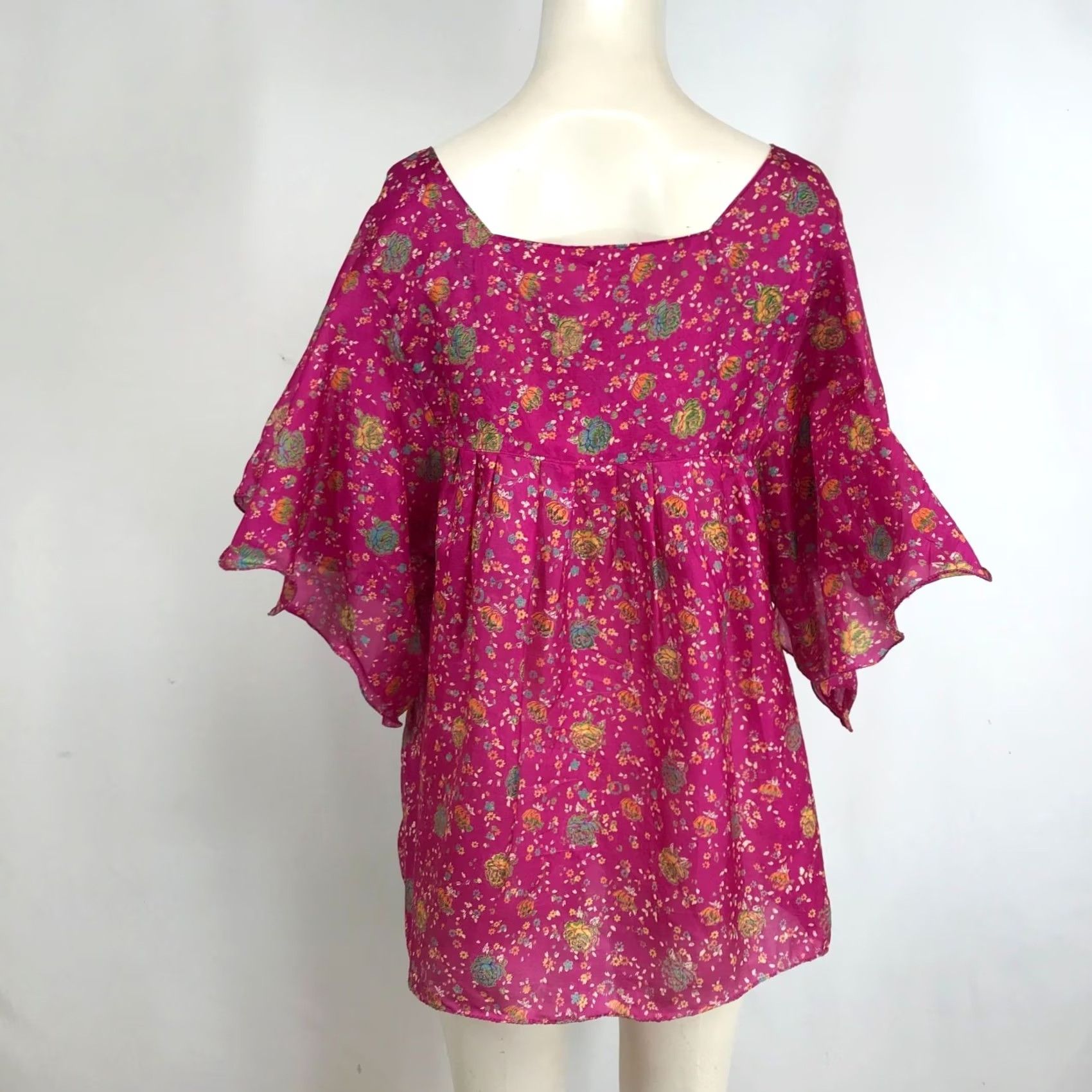Vintage INDIE ELLA 100% SILK TOP WOMEN'S ONE SIZE PINK SQUARE NECK BUTTERFLY SLEEVES Size ONE SIZE - 5 Thumbnail
