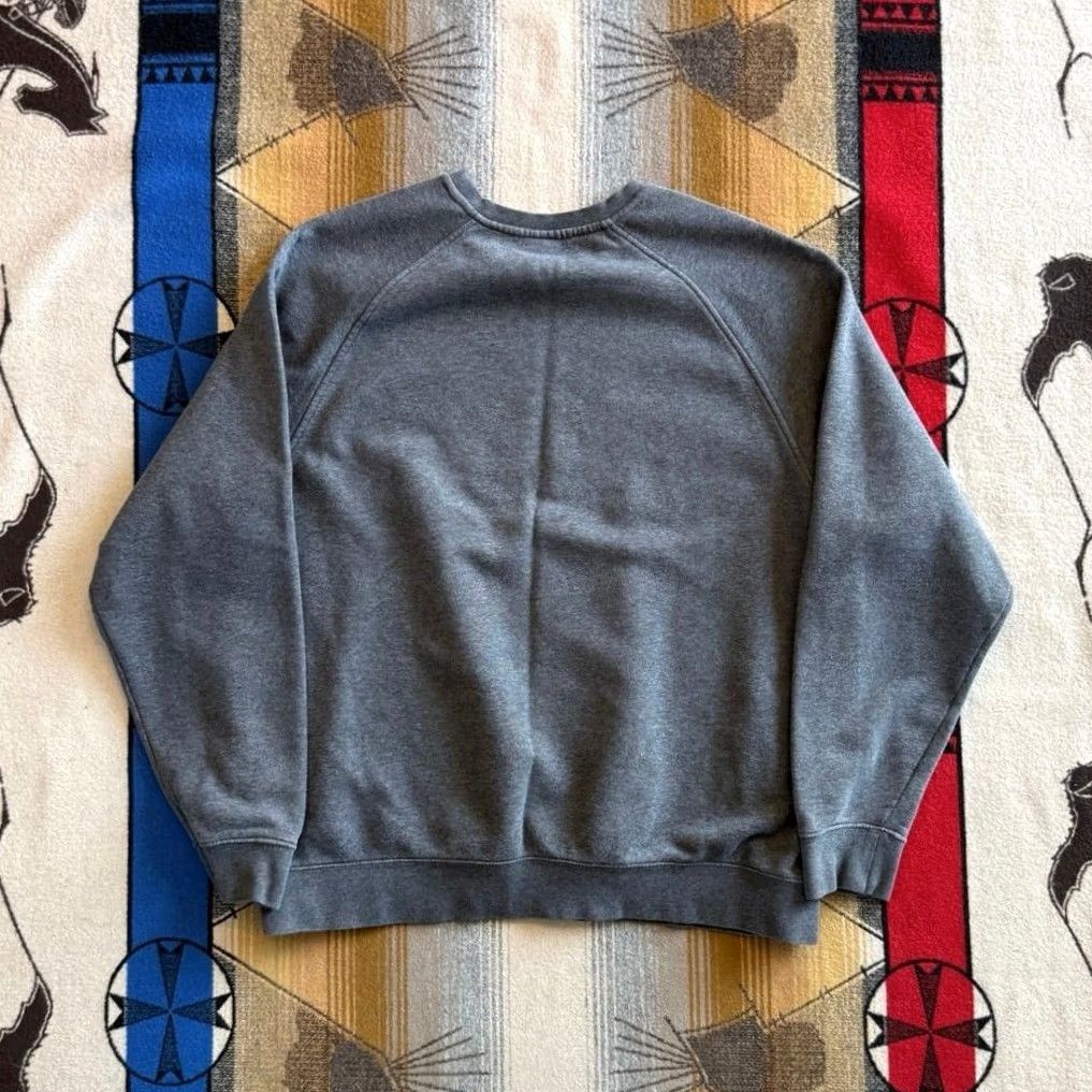 Nike VINTAGE Nike Gray Crewneck Sweatshirt Size XL Embroidered Swoosh Y2K Size US XL / EU 56 / 4 - 5 Thumbnail