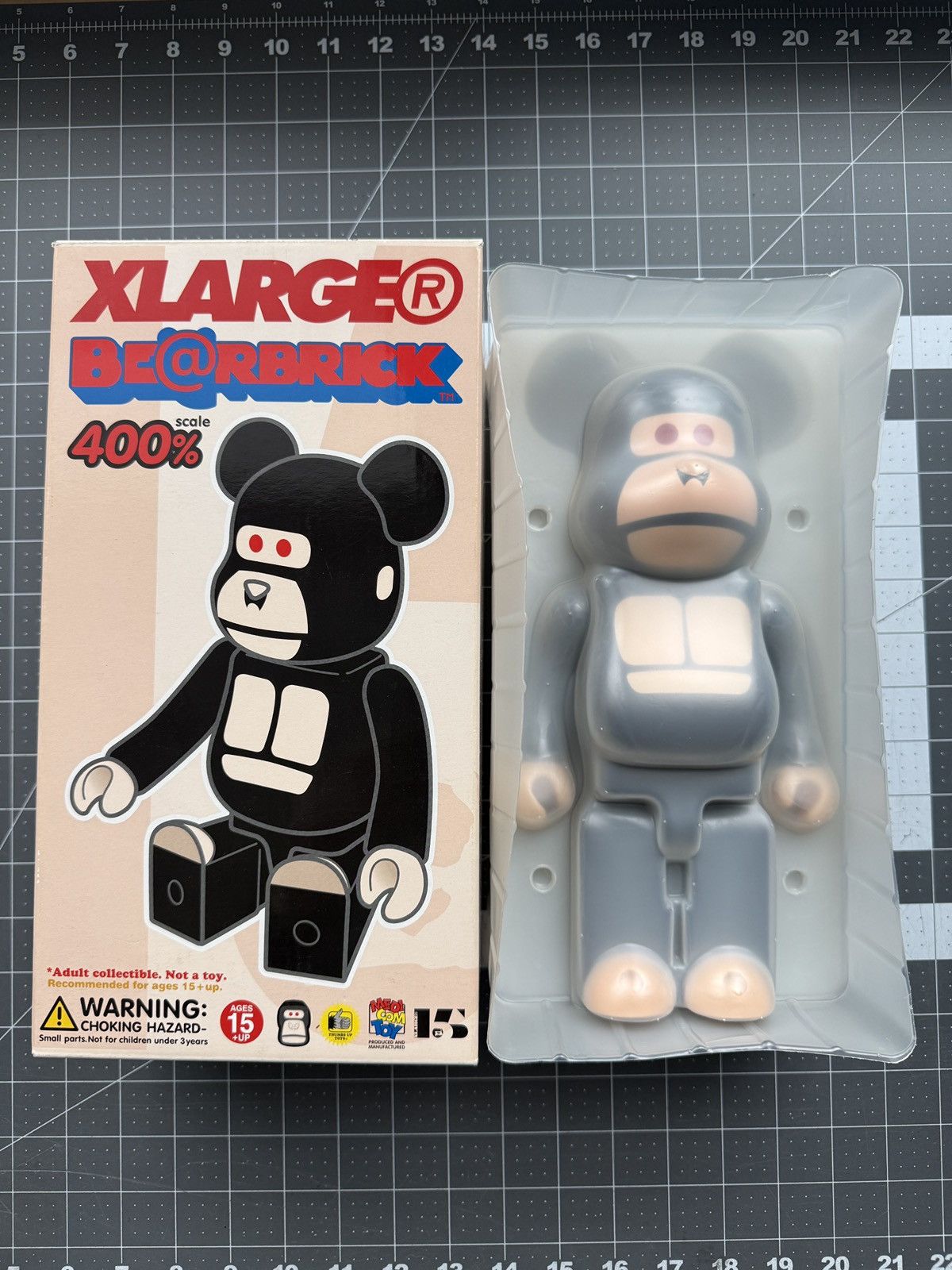 Medicom Toy Medicom 400% bearbrick xlarge little friend black Size ONE SIZE - 2 Thumbnail
