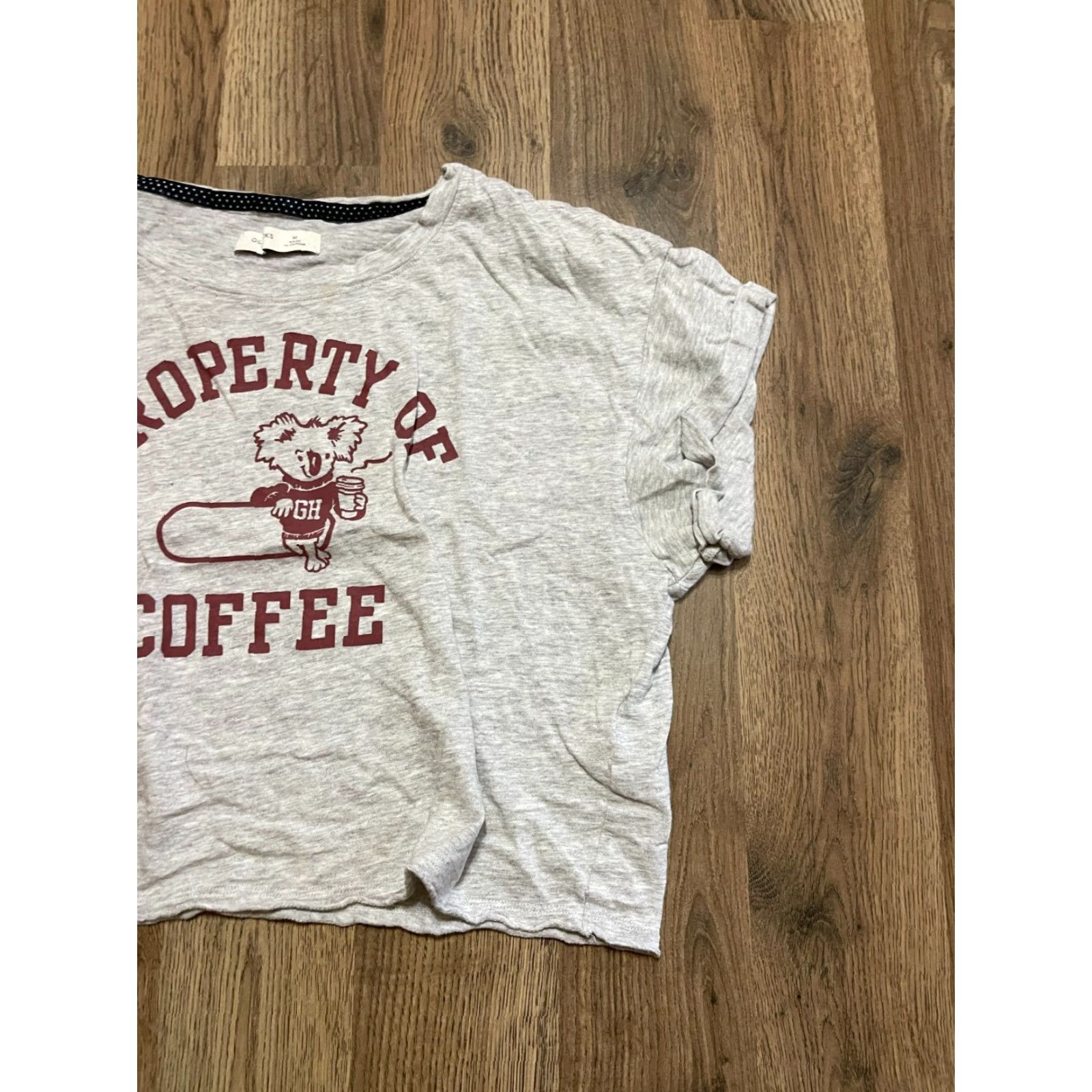Vintage Gilly Hicks Shirt Womens Size M Gray Property of Coffee Crop Top T-Shirt Short Sleeve Regular Cropped Modern Fall Spring Summer Casual Size M / US 6-8 / IT 42-44 - 4 Thumbnail