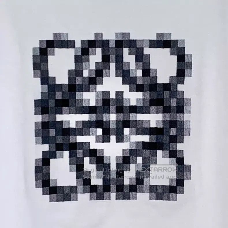 Loewe Loewe White Mosaic Logo Printed Cotton Short Sleeve T-Shir Size M / US 6-8 / IT 42-44 - 4 Thumbnail