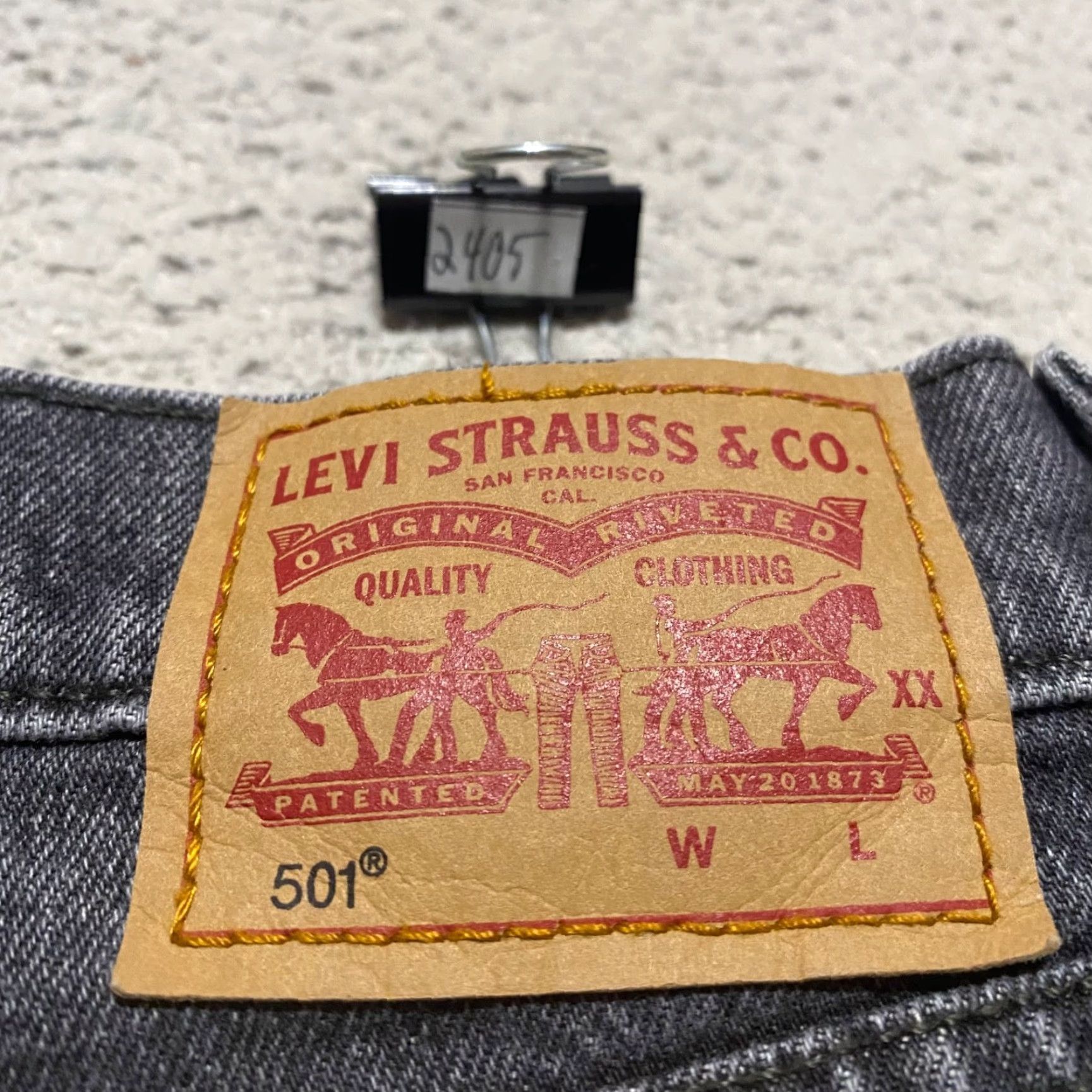 Levi's Levi's 501 Womens 25 Gray Denim Medium Wash Cut-Off Shorts Inseam 2" Vintage No Size 42" / US 20 - 3 Thumbnail