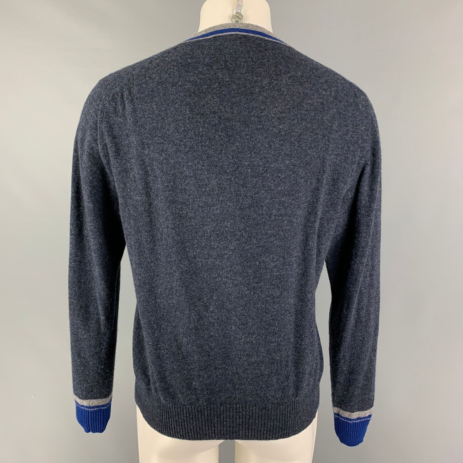 Etro ETRO Size M Blue Gray Heather Wool V-Neck Pullover Size US M / EU 48-50 / 2 - 3 Thumbnail