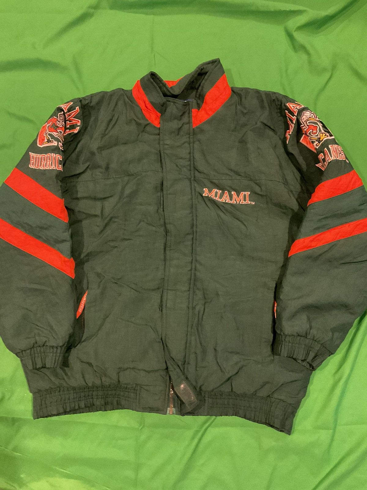 NCAA × Vintage Vintage Miami Hurricanes Starter puffer jacket Size US L / EU 52-54 / 3 - 2 Thumbnail
