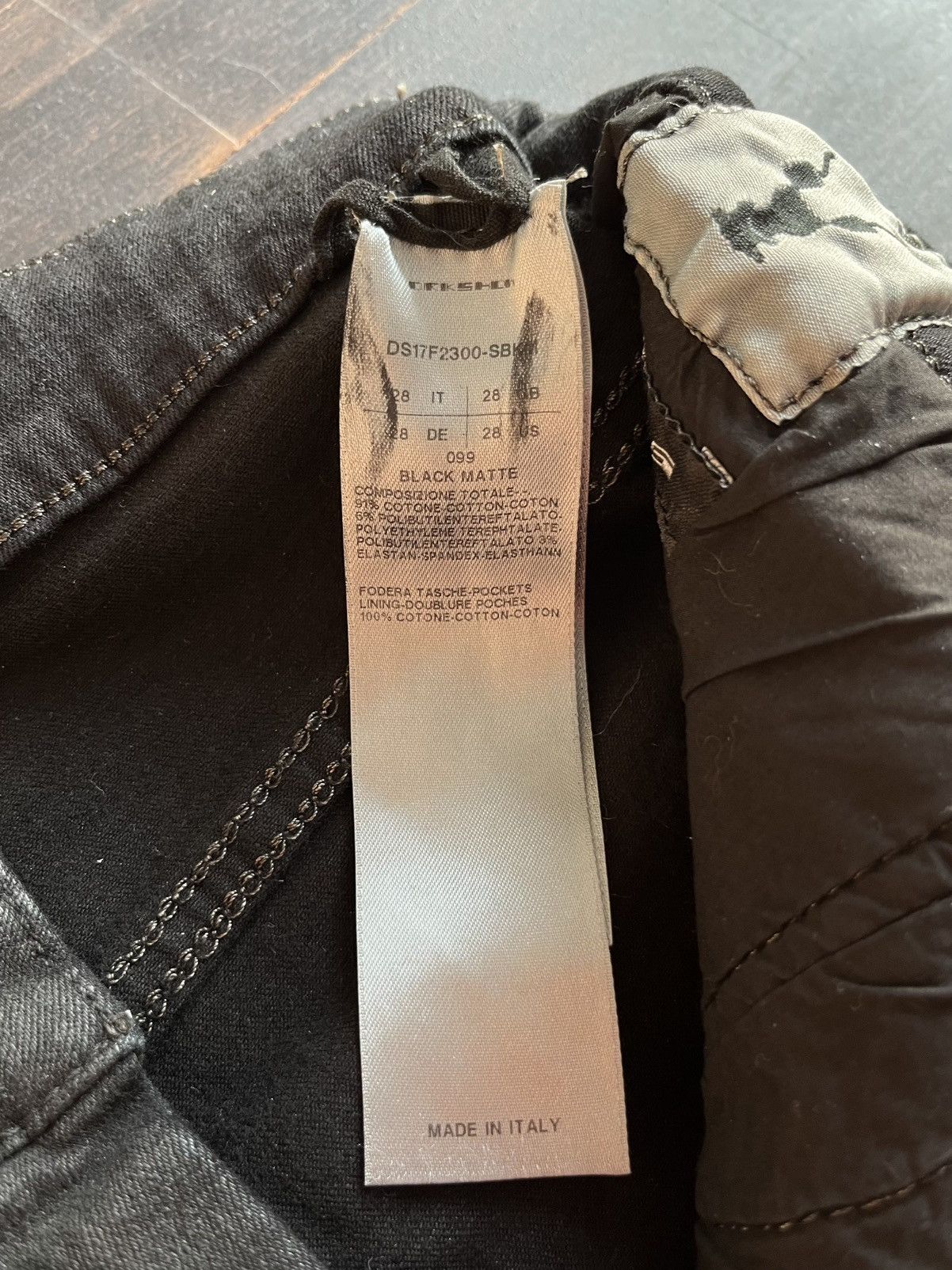 Rick Owens rick owens fw17 “glitter” black waxed detroit cut jeans Size US 28 / EU 44 - 5 Thumbnail