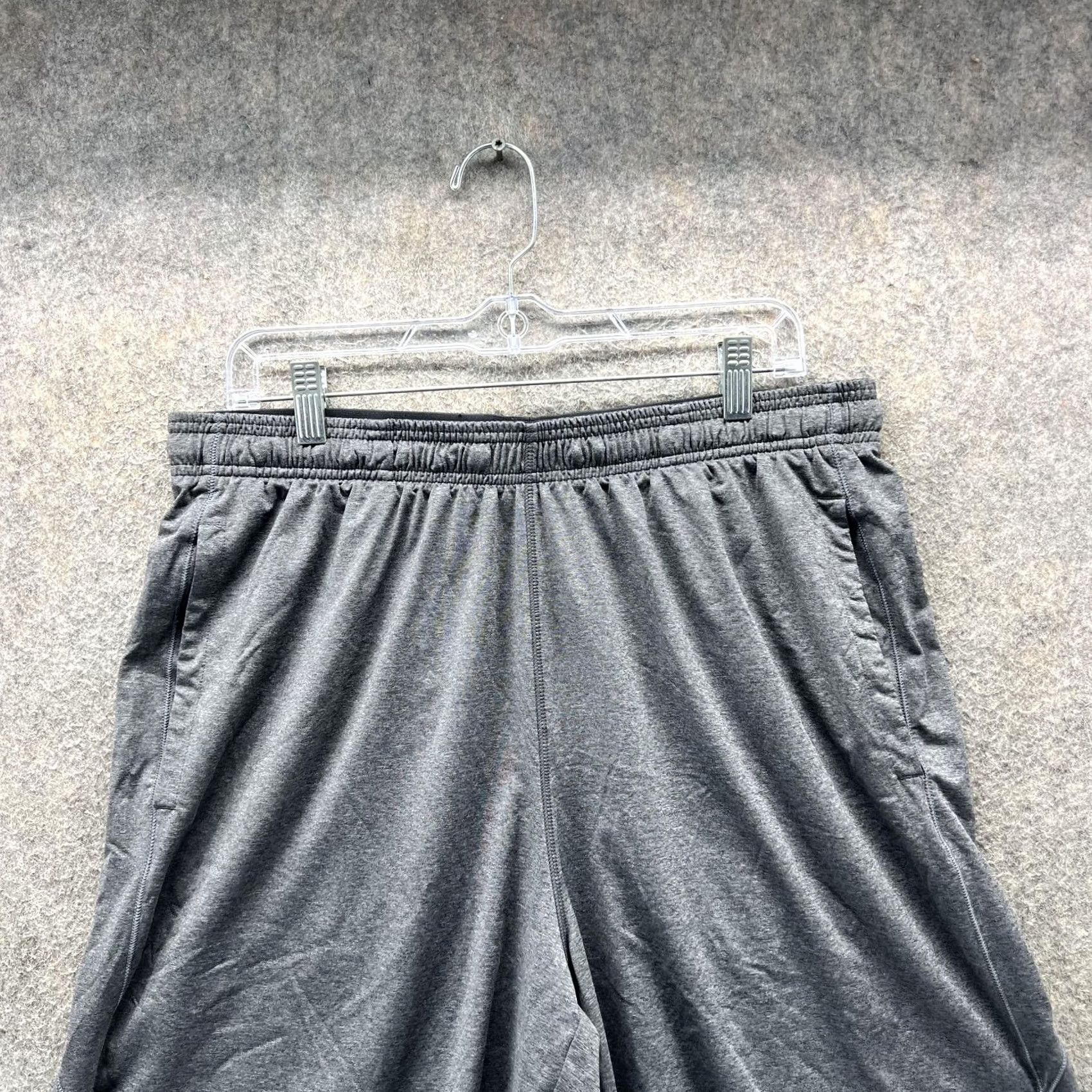 Under Armour Under Armour Shorts Mens XL Gray HeatGear Athletic Training Gym Performance Size US 36 / EU 52 - 7 Thumbnail