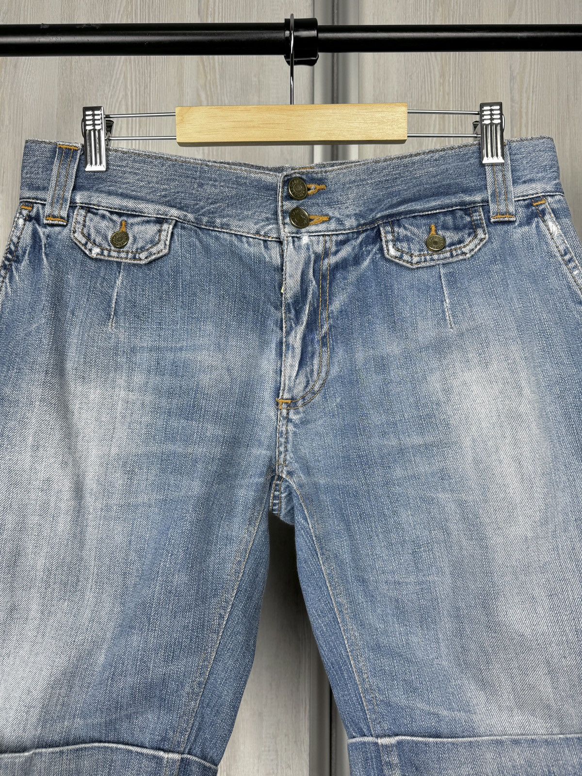 Dolce & Gabbana Dolce & Gabbana 16 Cuba Big Logo Denim Shorts Size US 32 / EU 48 - 4 Thumbnail