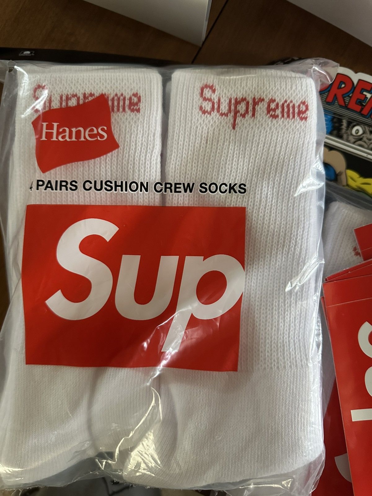 Supreme Supreme Hanes 4 Pack Socks/ 6-12 Mens Size ONE SIZE - 3 Thumbnail