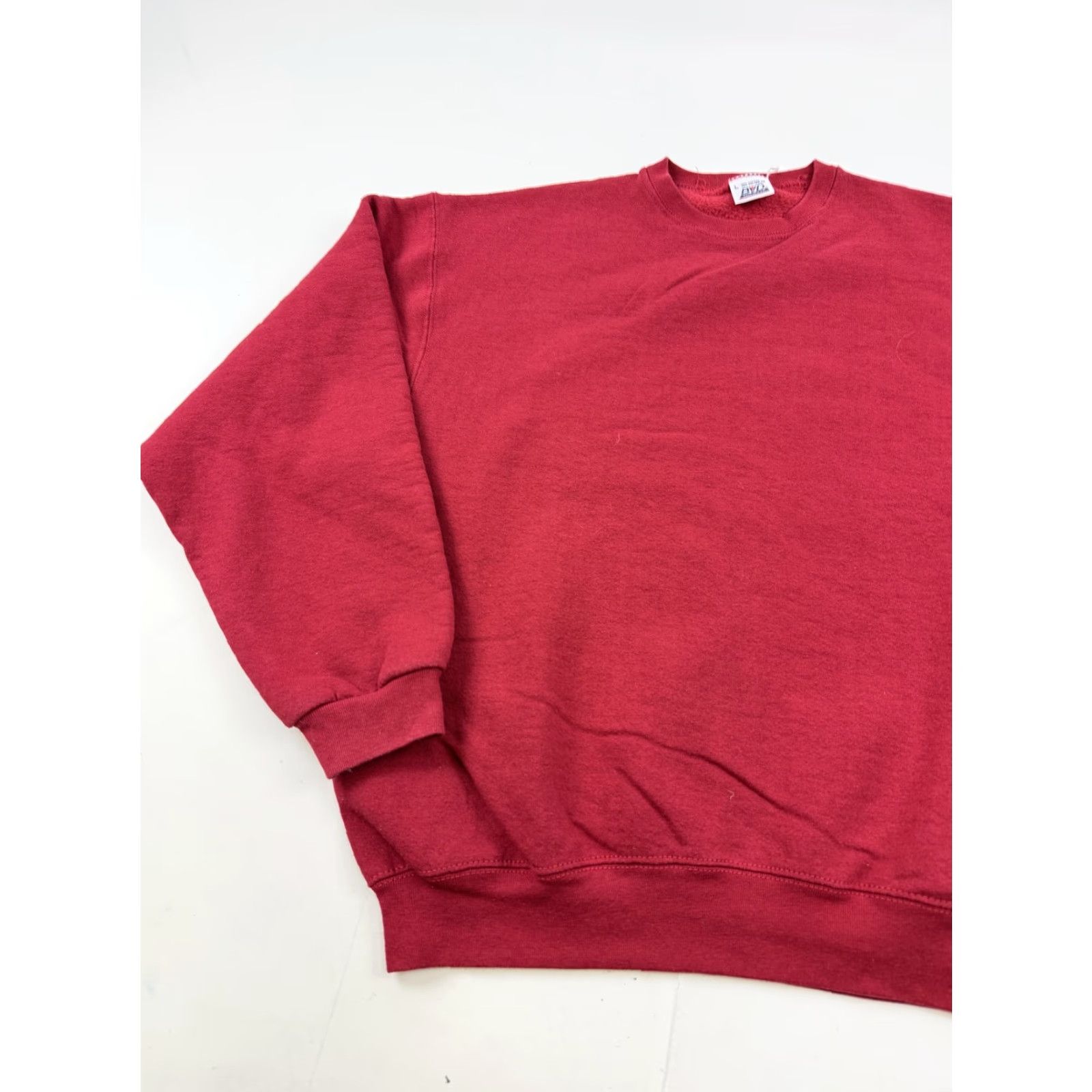 Vintage VINTAGE BVD Sweatshirt Mens Large Red Fleece Crewneck Pullover Blank Made USA Size US L / EU 52-54 / 3 - 3 Thumbnail