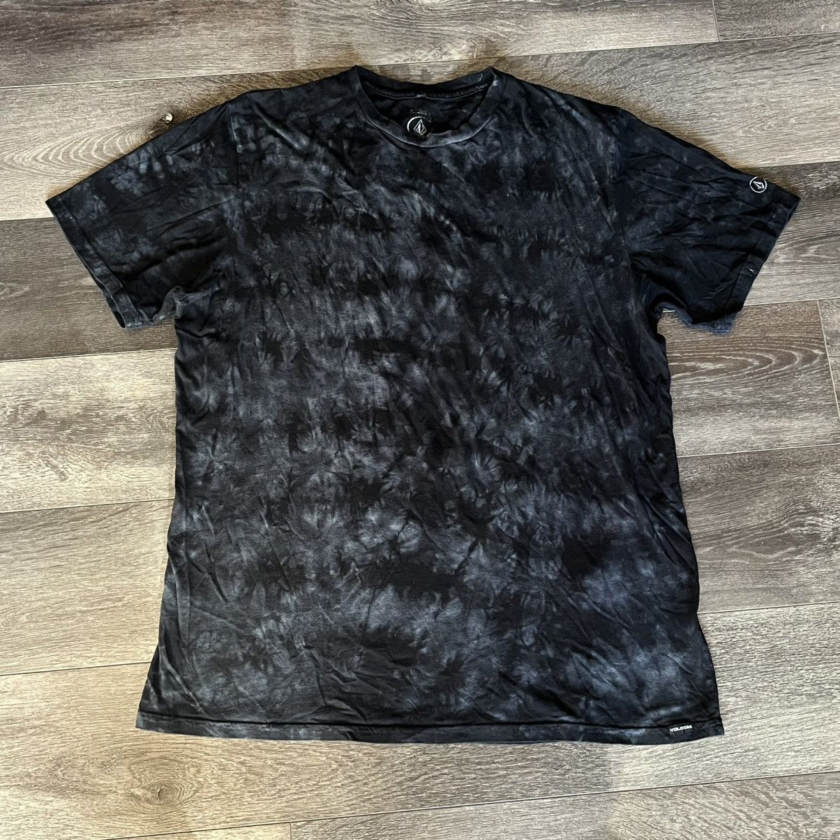 Volcom Vintage Y2K Volcom Black Marble Tie Dye Blank Skater T Shirt Size US XL / EU 56 / 4 - 1 Thumbnail