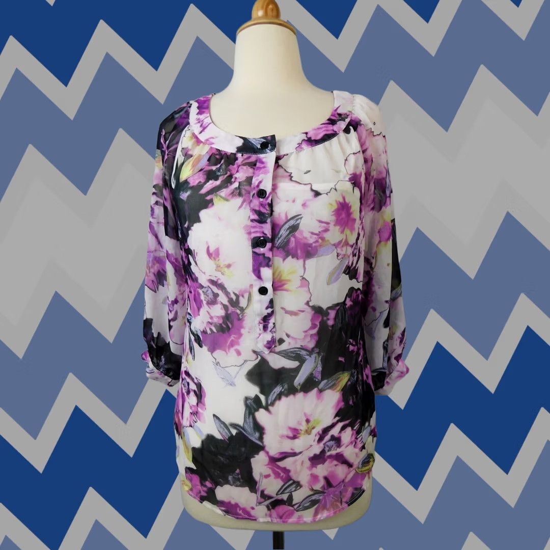 Vintage AB Studio Blouse Purple XS 3/4 Sleeve Floral Layered Sheer Henley Top & Cami Womens Size XS / US 0-2 / IT 36-38 - 1 Thumbnail
