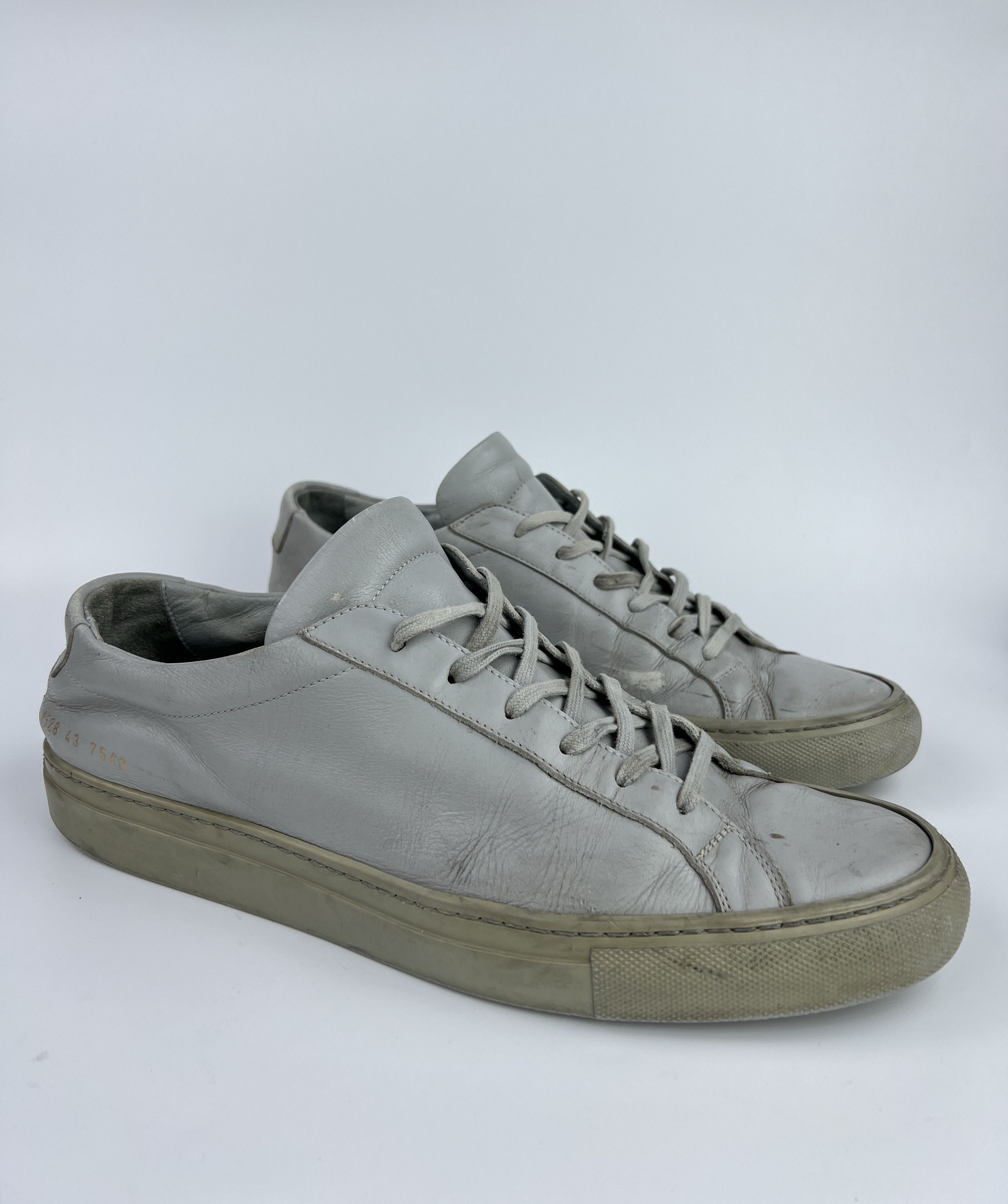Common Projects Common Projects Achilles Low Top Gray Leather Sneakers Size US 10 / EU 43 - 3 Thumbnail