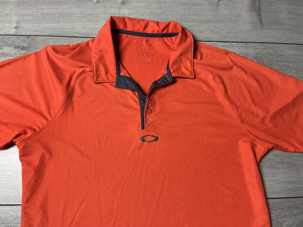 Oakley Vintage Oakley polos box logo size Medium Size US M / EU 48-50 / 2 - 2 Thumbnail