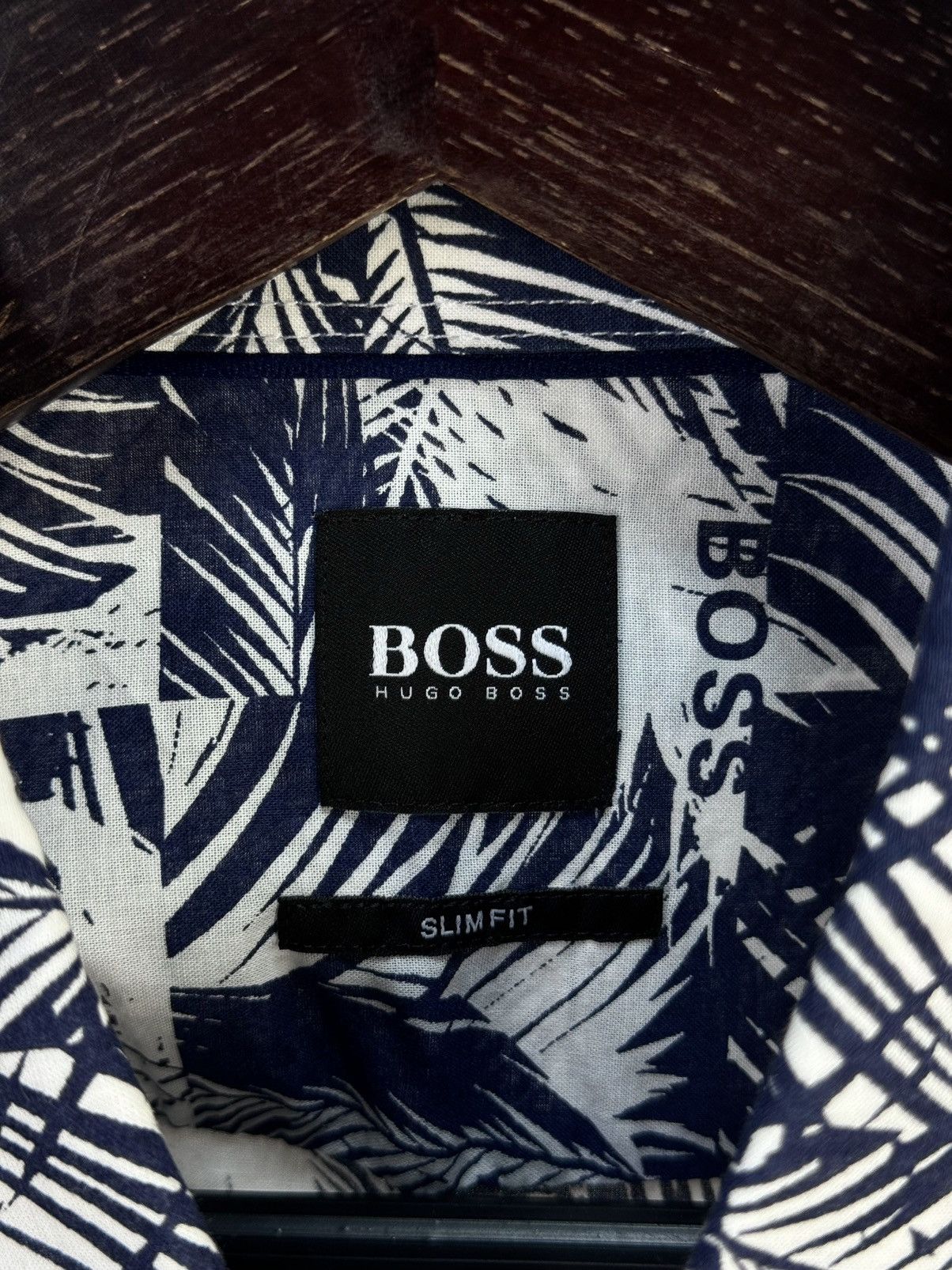 Hugo Boss HUGO BOSS Palm Printed Hawaii Style Plaid Casual Shirt Size US S / EU 44-46 / 1 - 12 Thumbnail