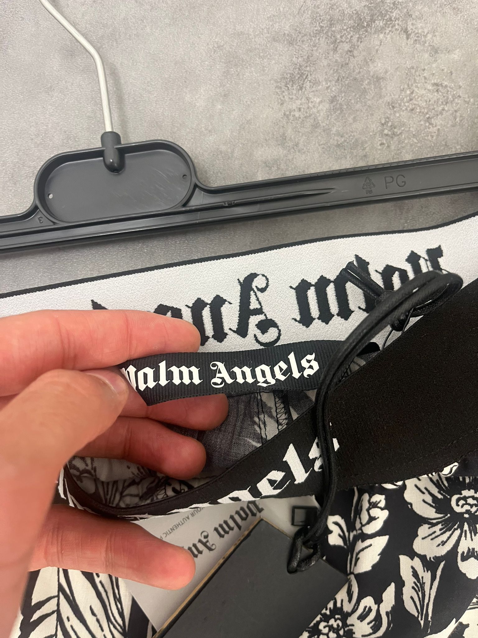 Palm Angels o1c11t2y0823 Jungla Parrots Pajama Pants in Black & White Size US 32 / EU 48 - 11 Thumbnail