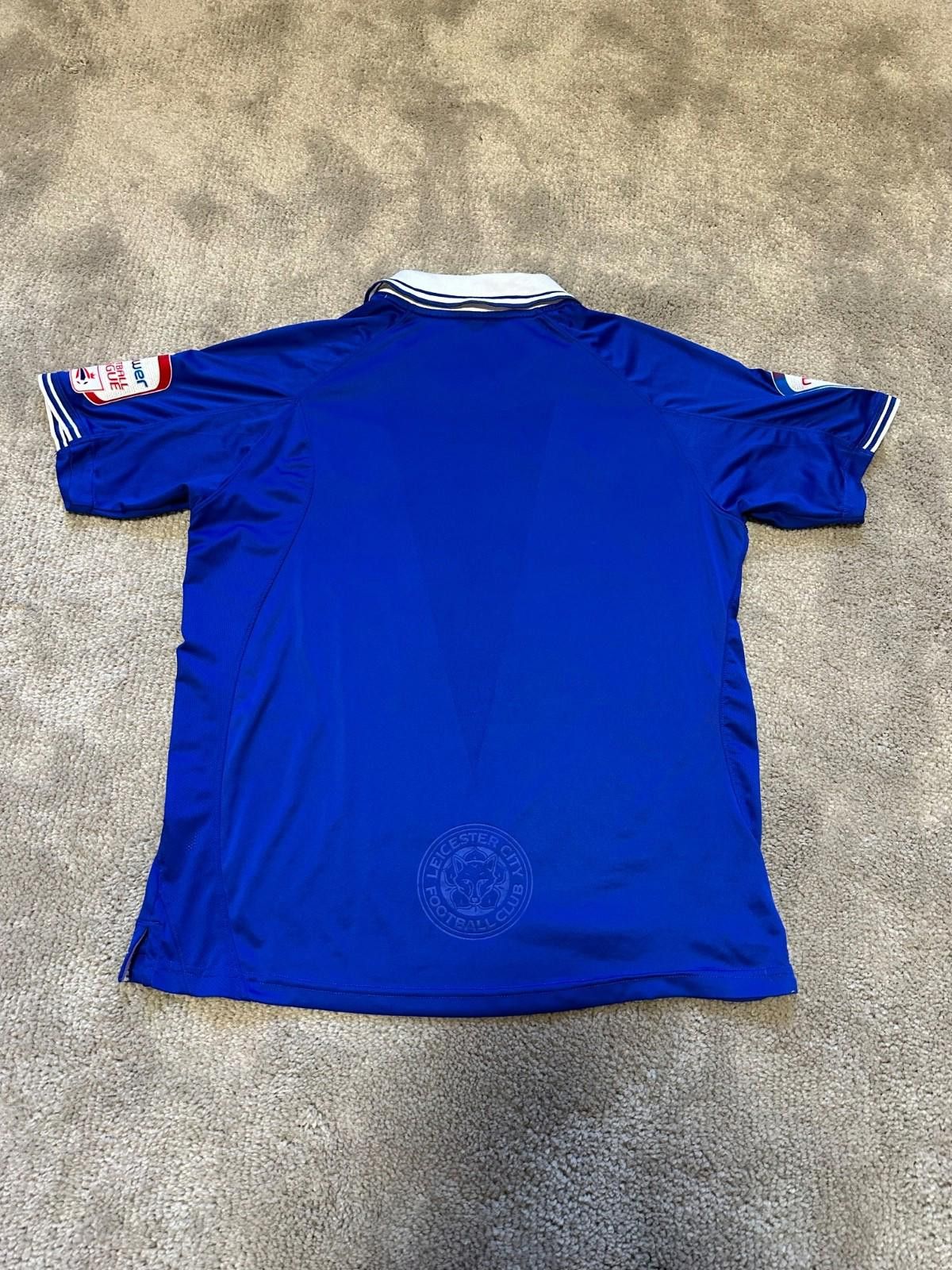 Puma Vintage LEICESTER CITY 2011/12 FOOTBALL SHIRT SOCCER JERSEY Size US M / EU 48-50 / 2 - 8 Thumbnail